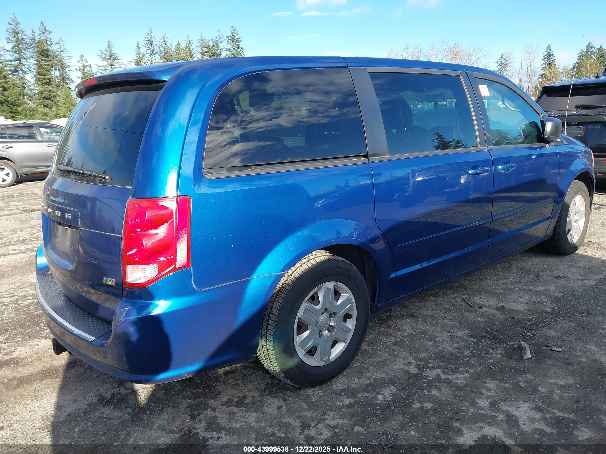 DODGE GRAND image 4