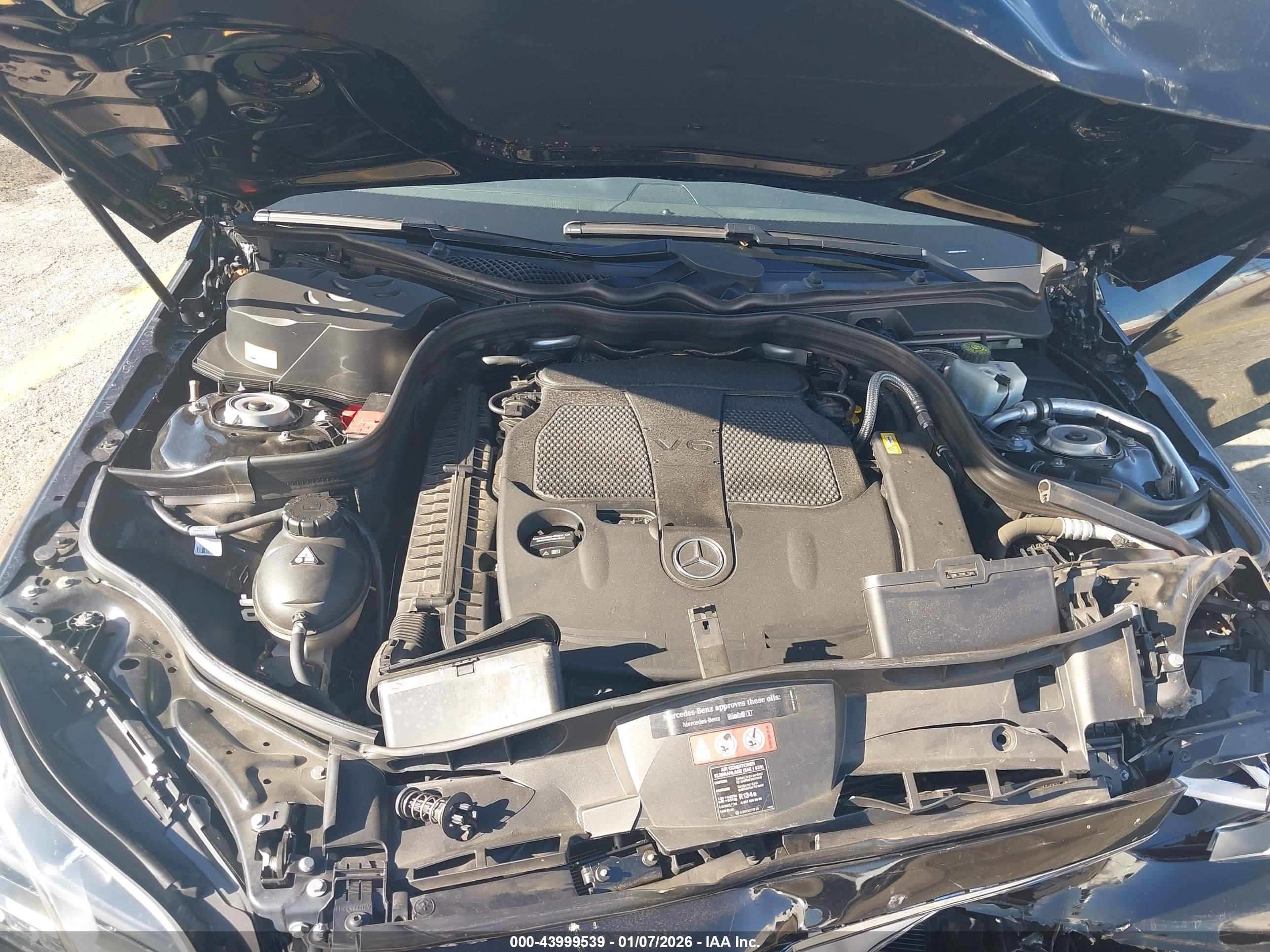 MERCEDES-BENZ E image 10