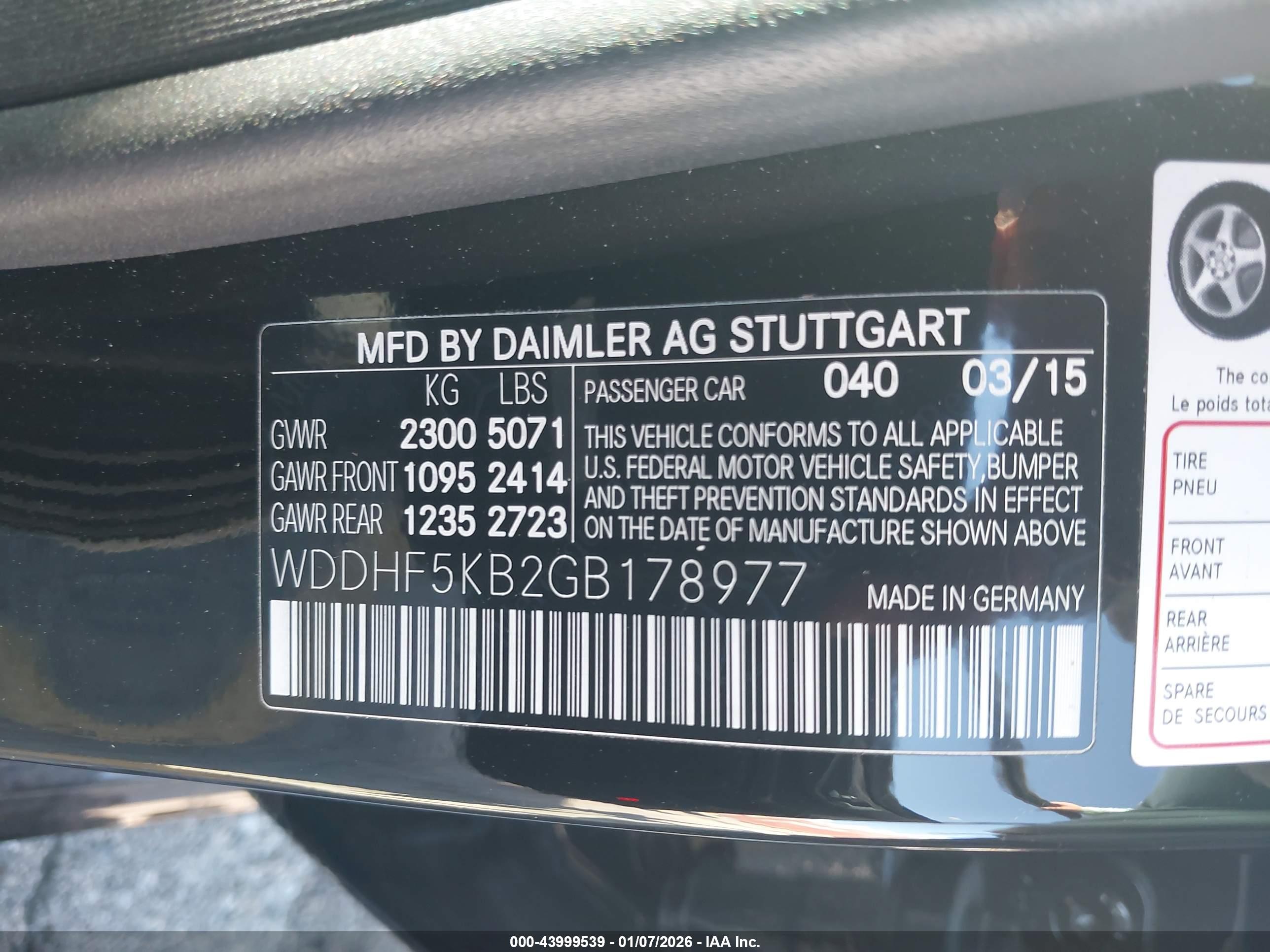 MERCEDES-BENZ E image 9