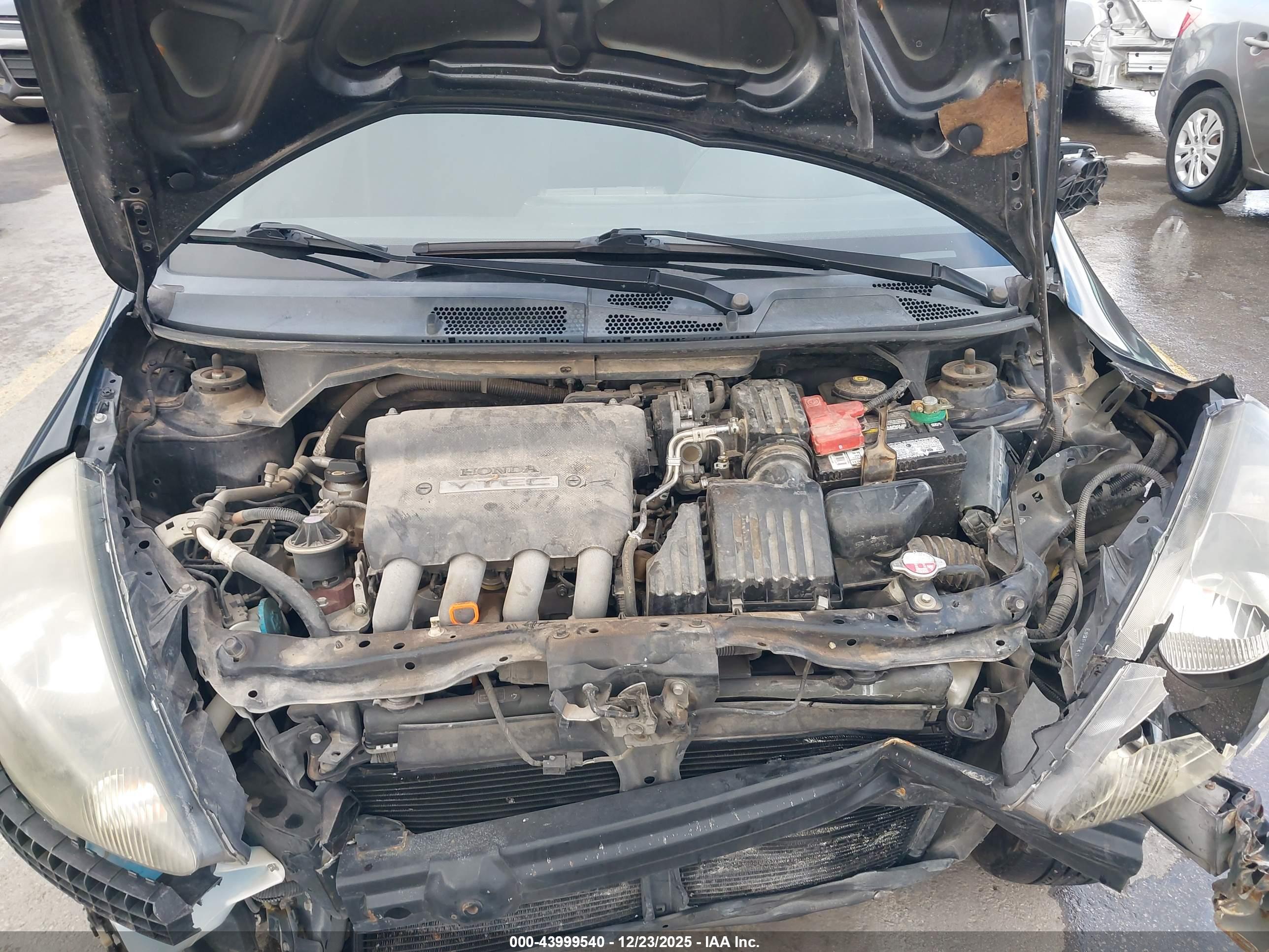 HONDA FIT image 10