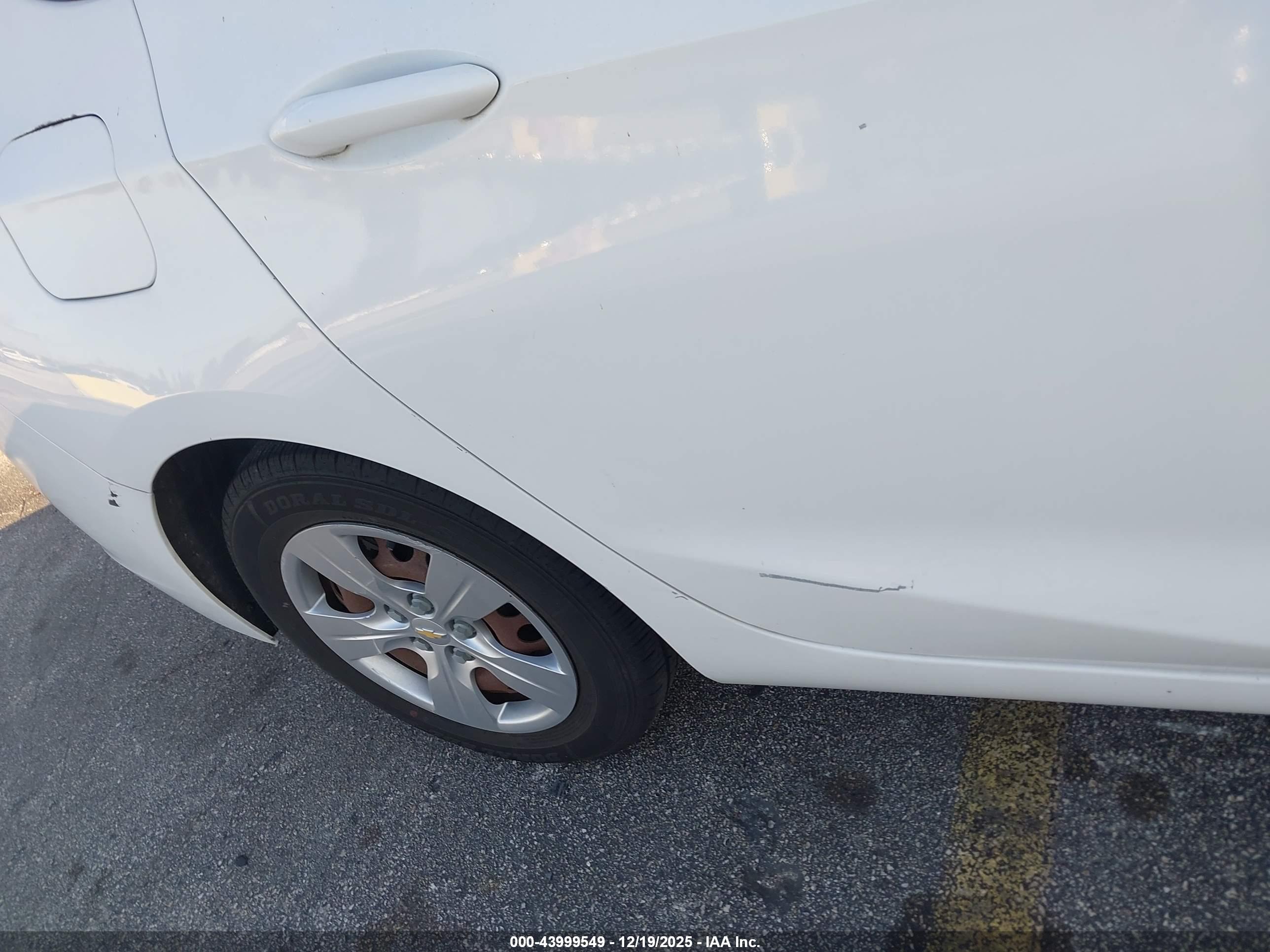 CHEVROLET CRUZE image 6