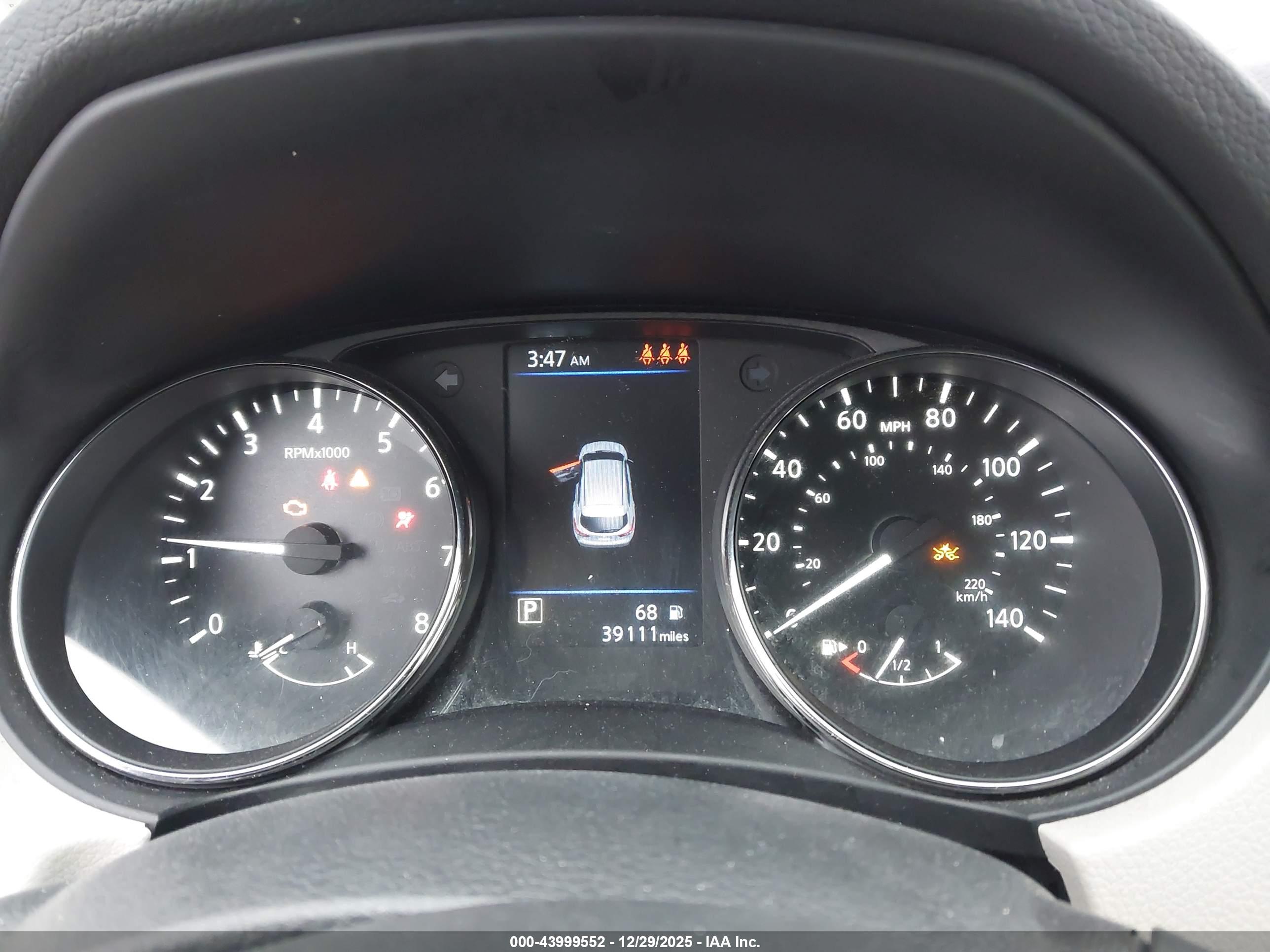 NISSAN ROGUE image 7
