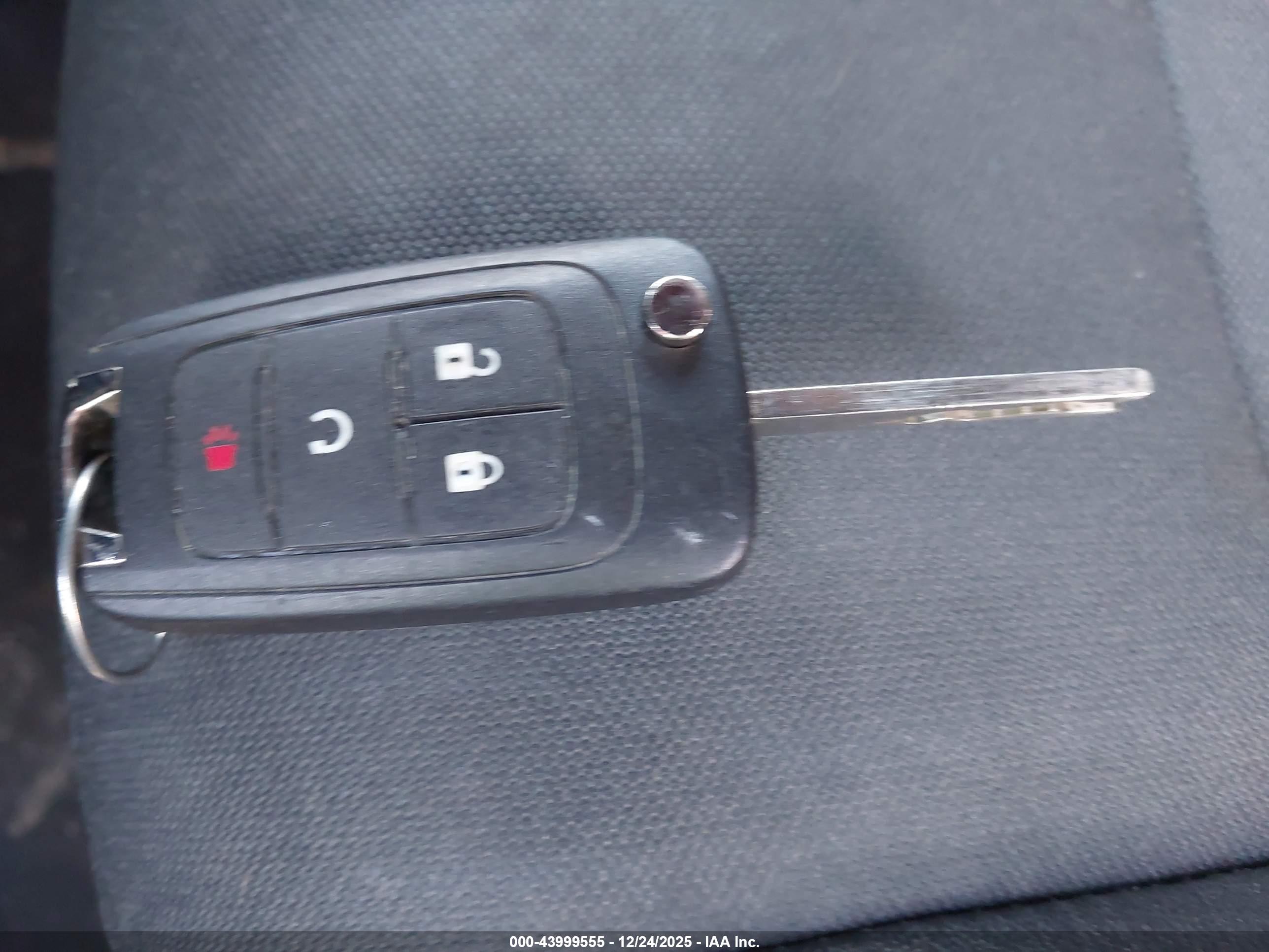 CHEVROLET TRAX image 11