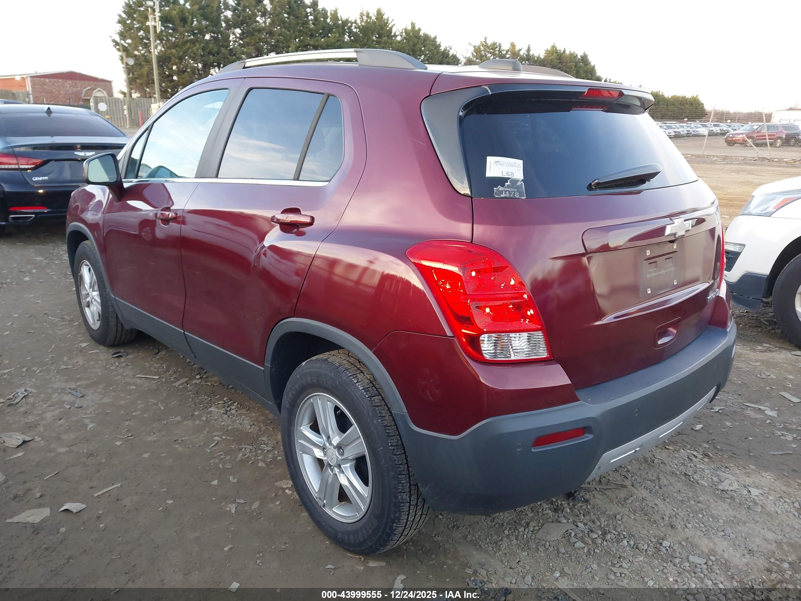 CHEVROLET TRAX image 3