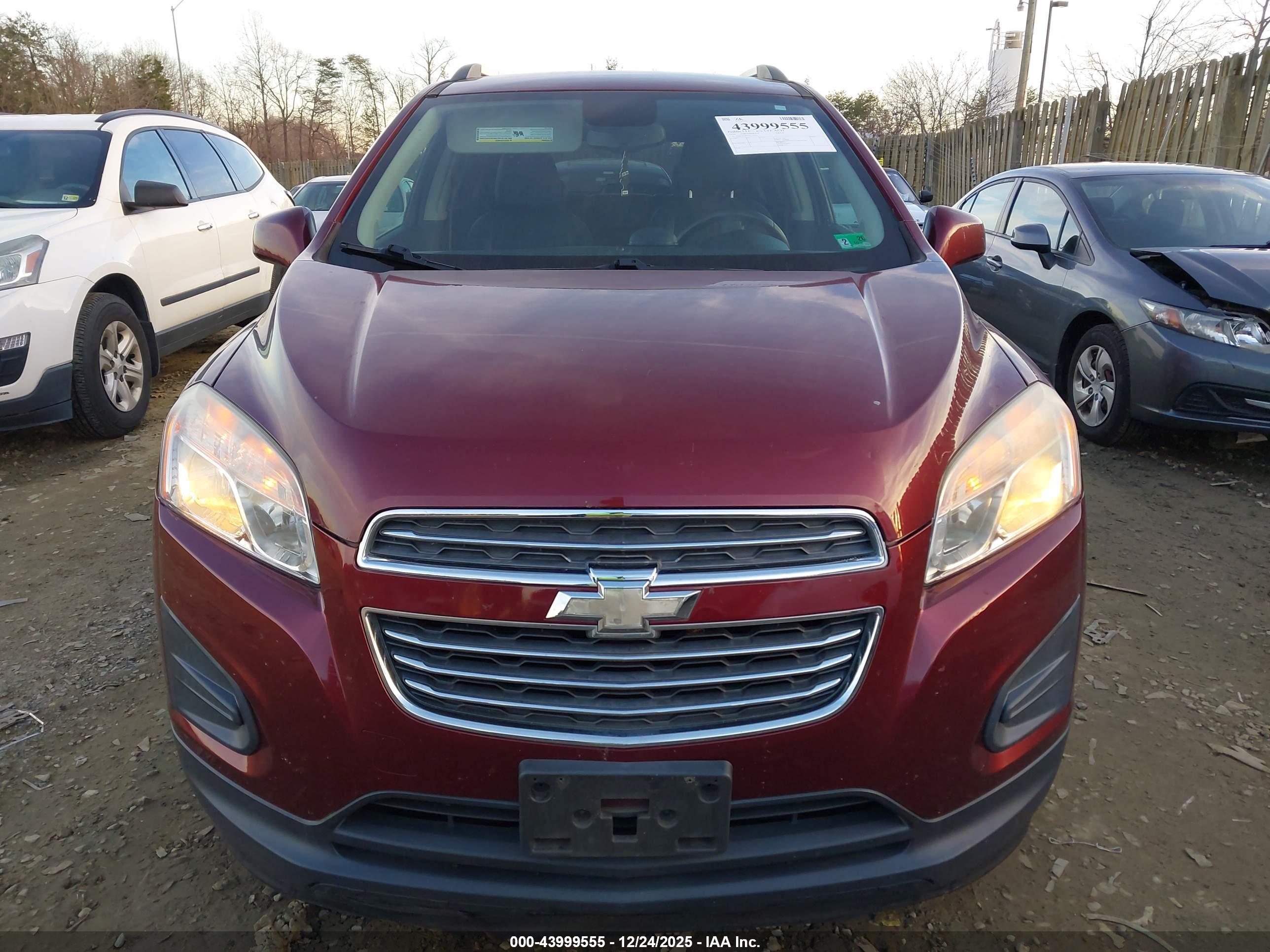 CHEVROLET TRAX image 6