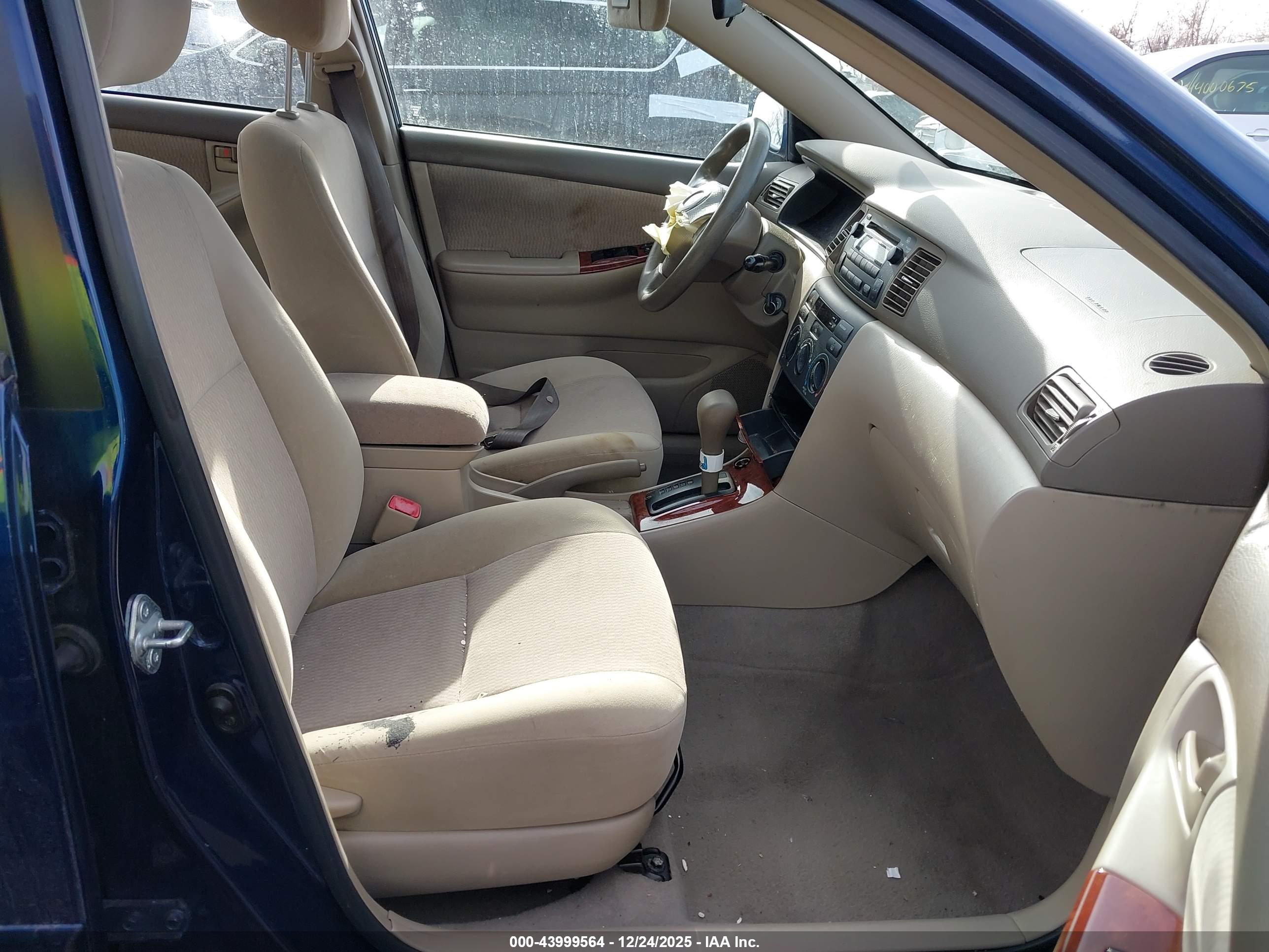 TOYOTA COROLLA image 5