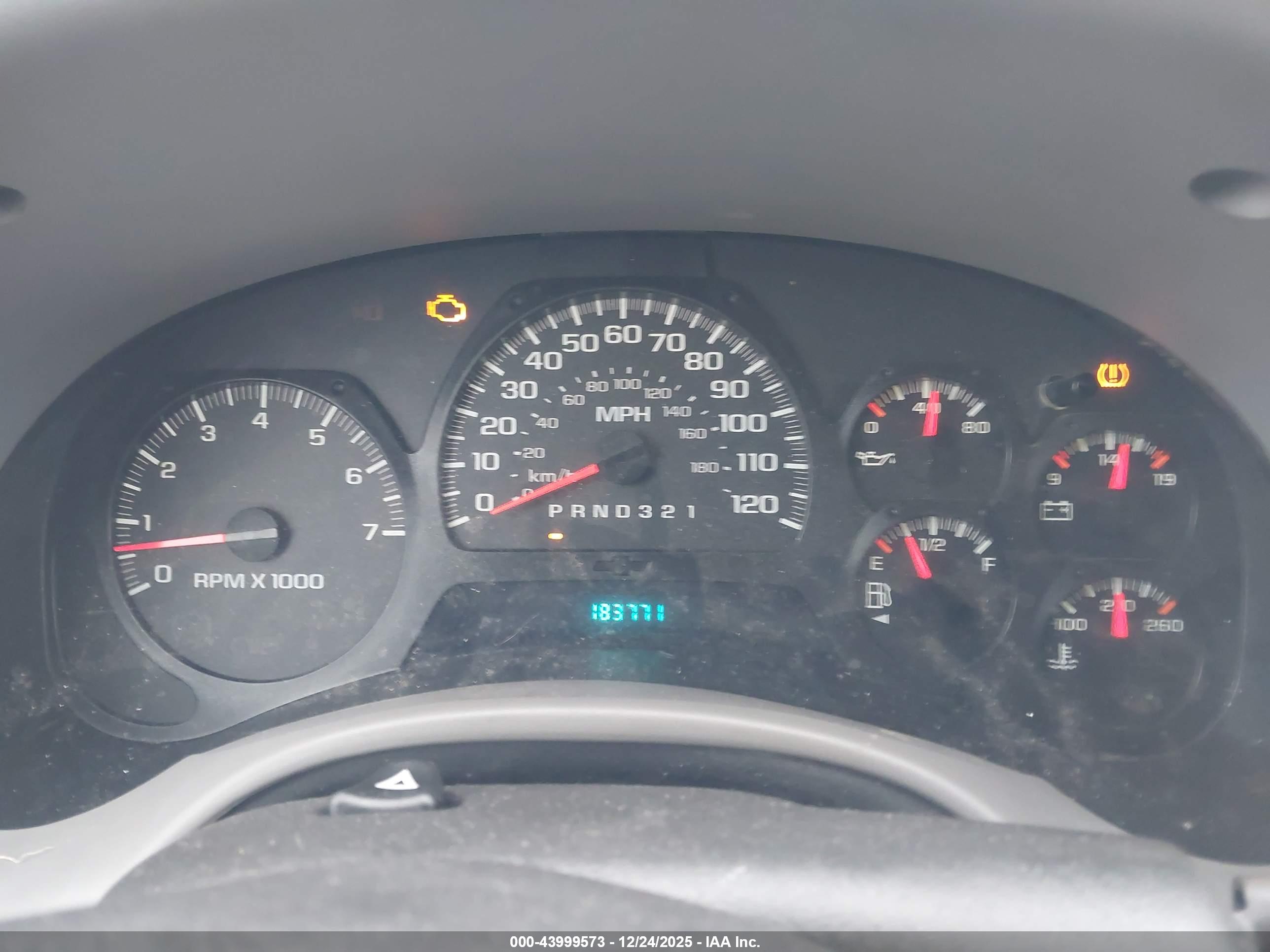 CHEVROLET TRAILBLAZER image 7