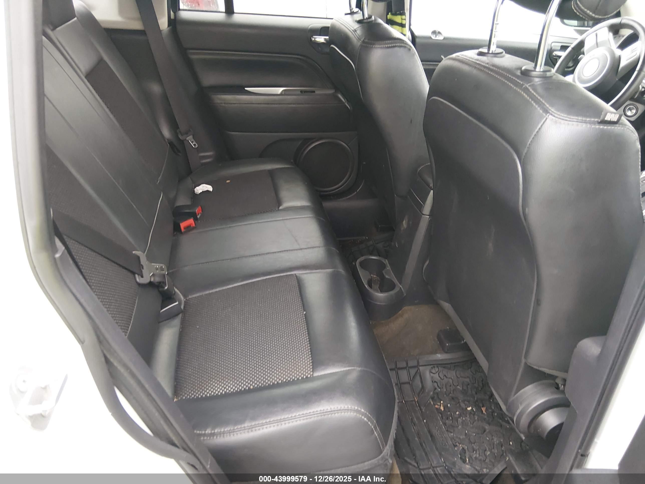 JEEP COMPASS image 8