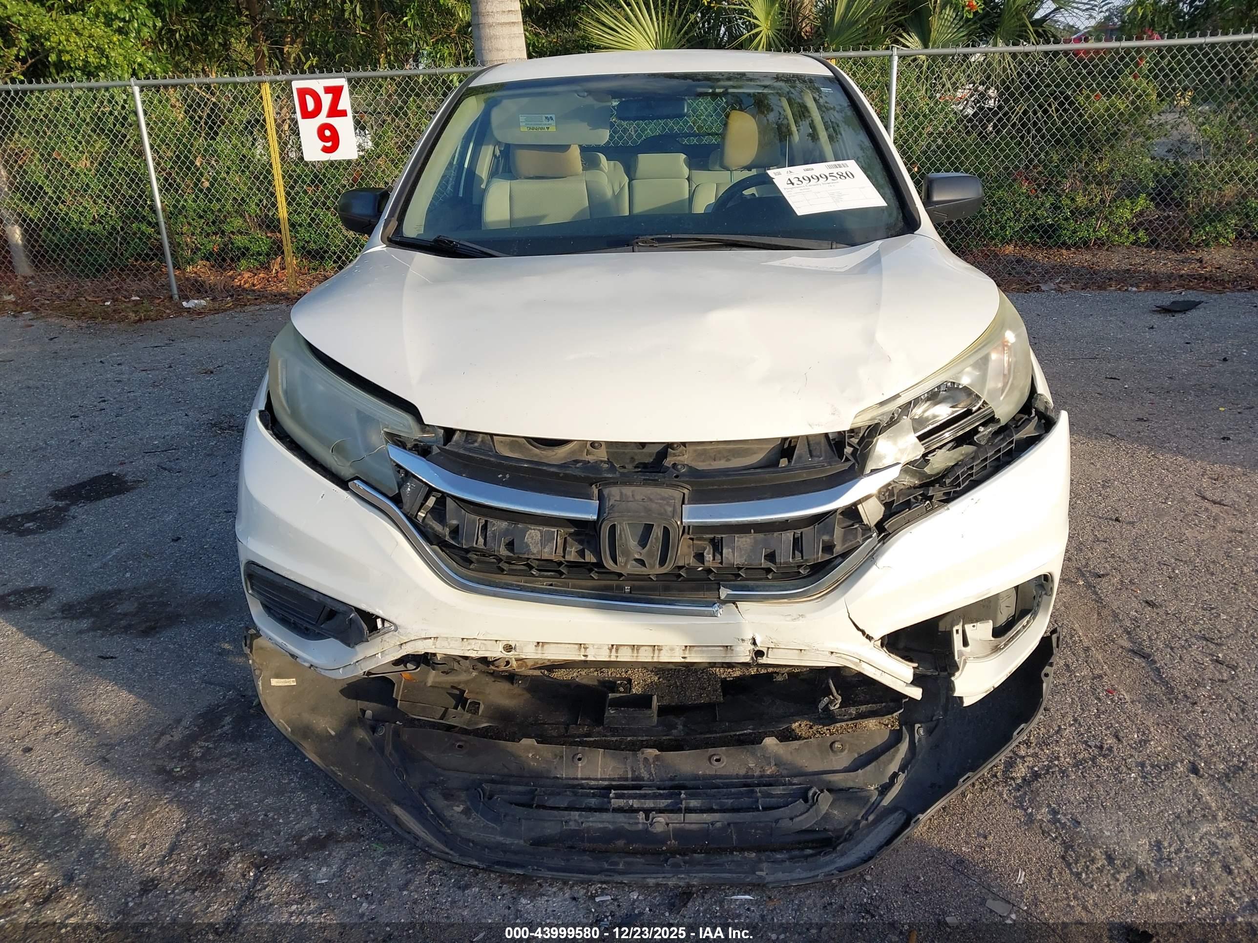 HONDA CR-V image 6