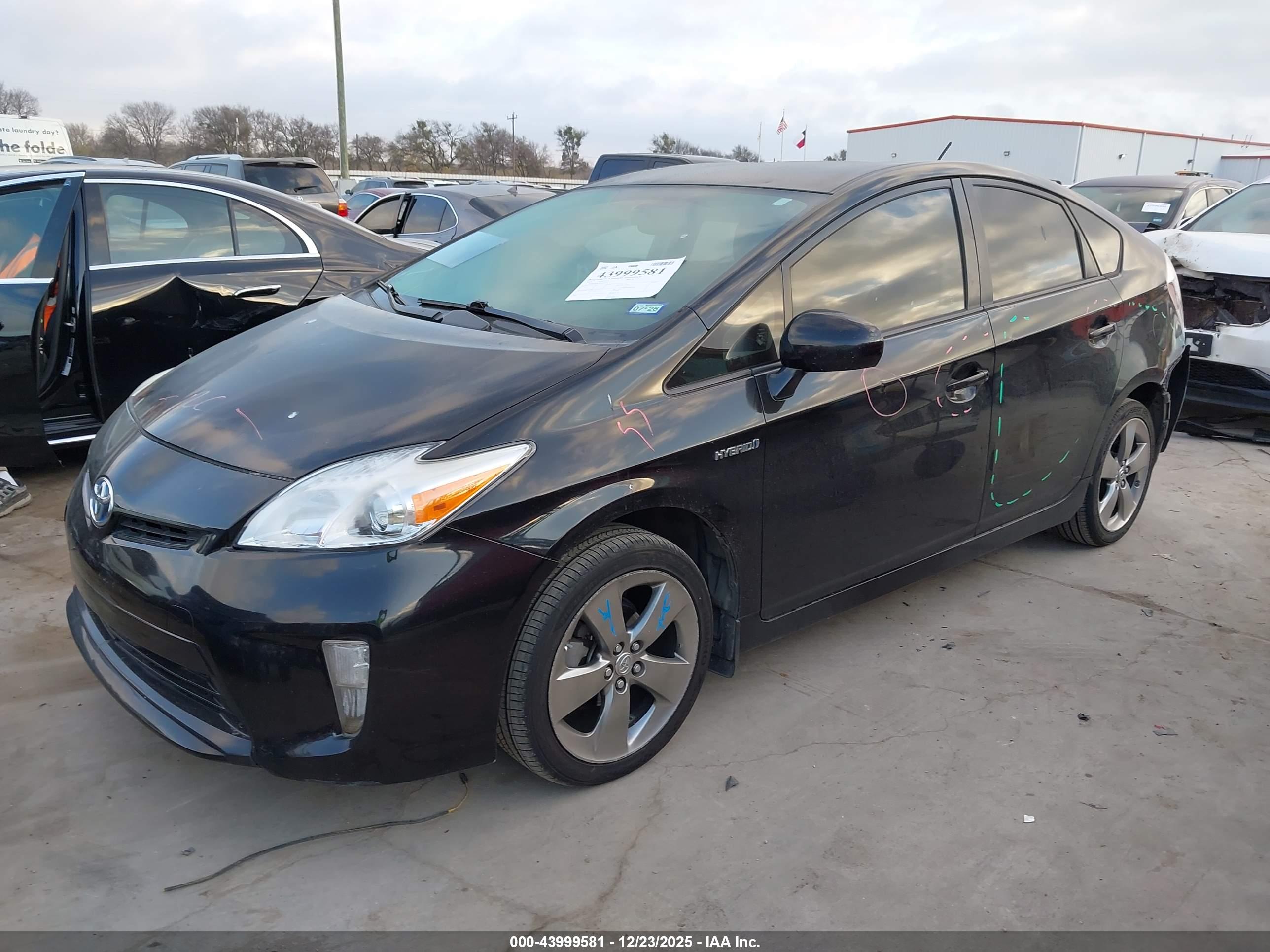 TOYOTA PRIUS image 2