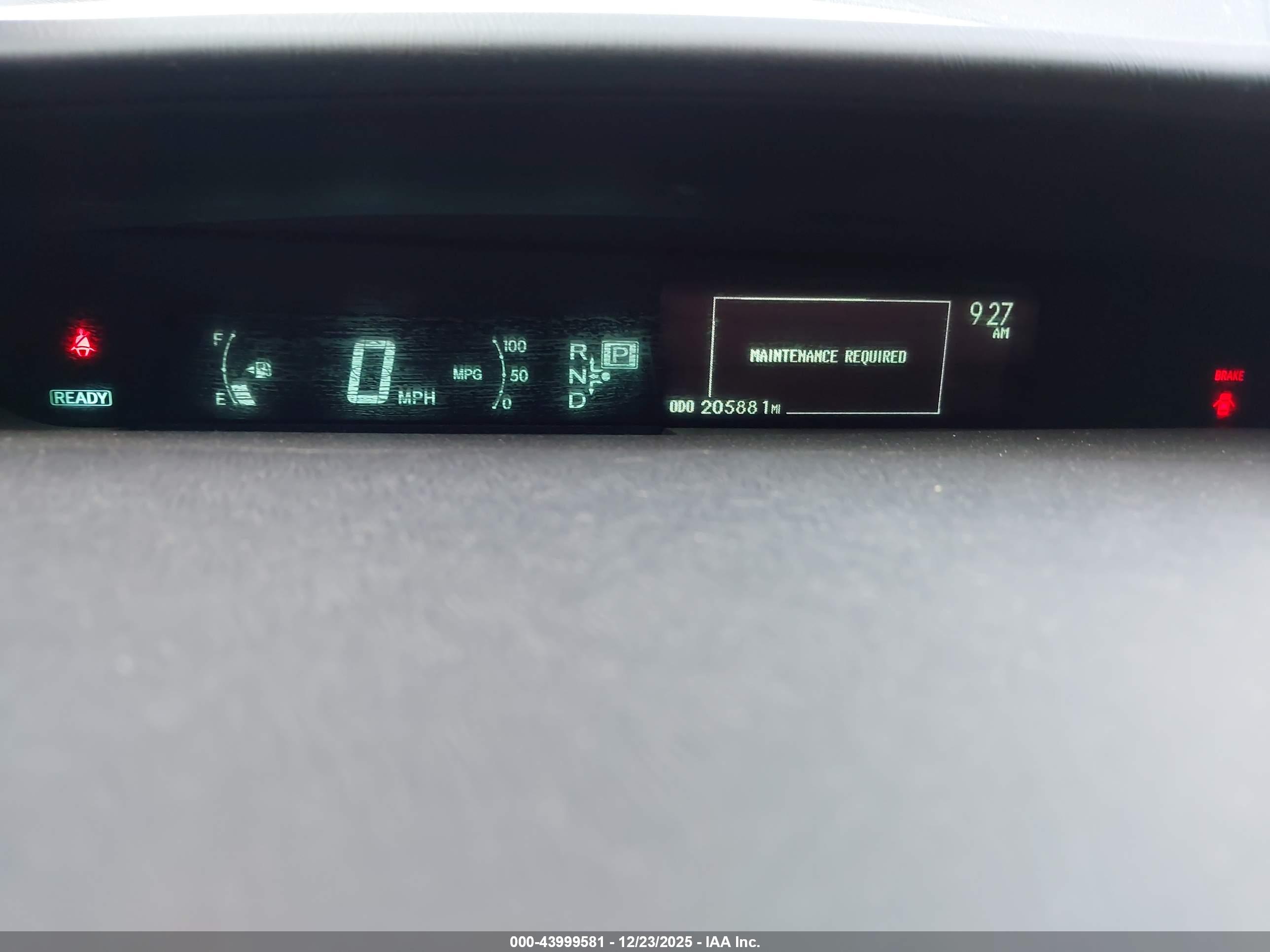 TOYOTA PRIUS image 7