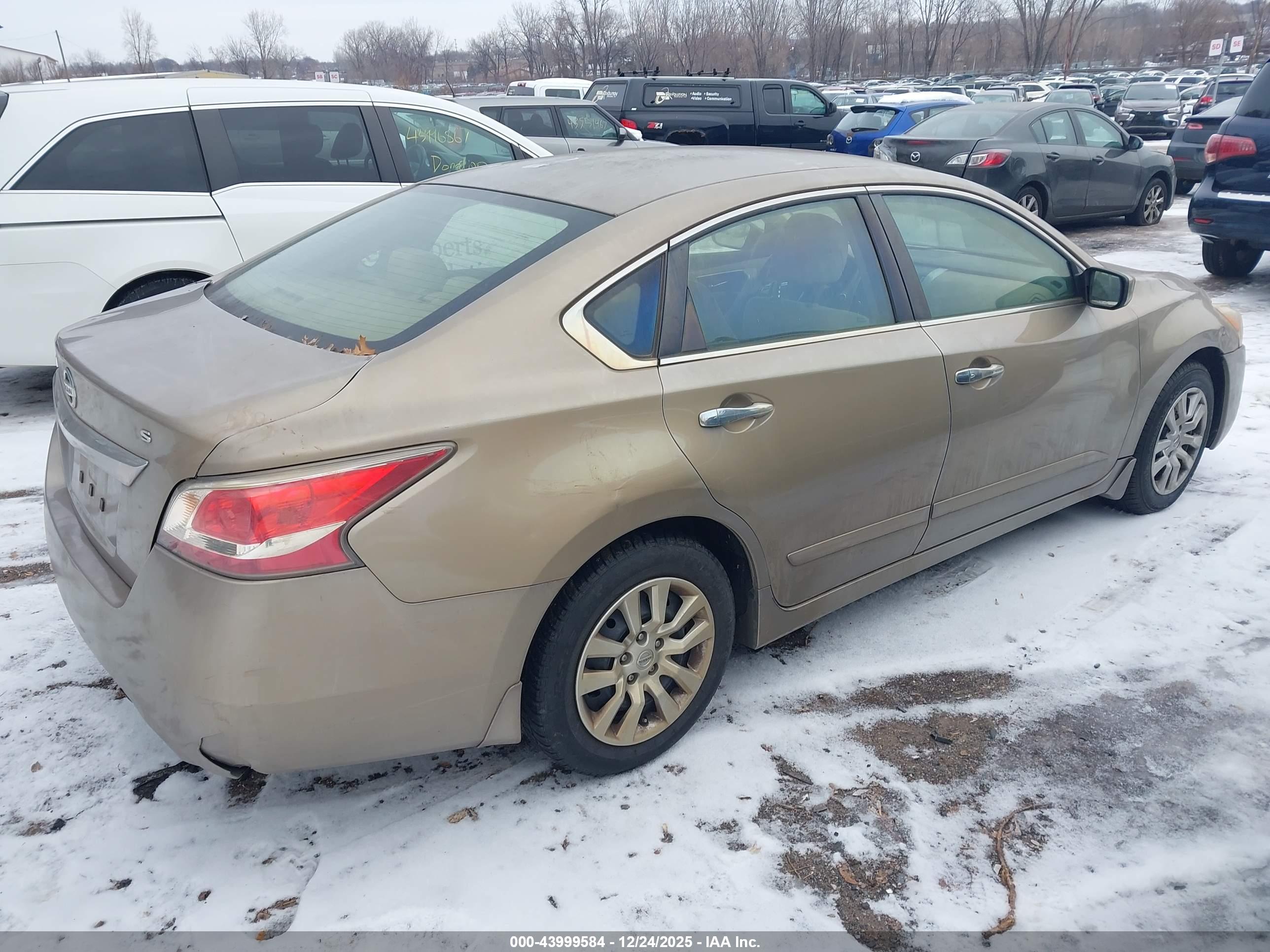 NISSAN ALTIMA image 4