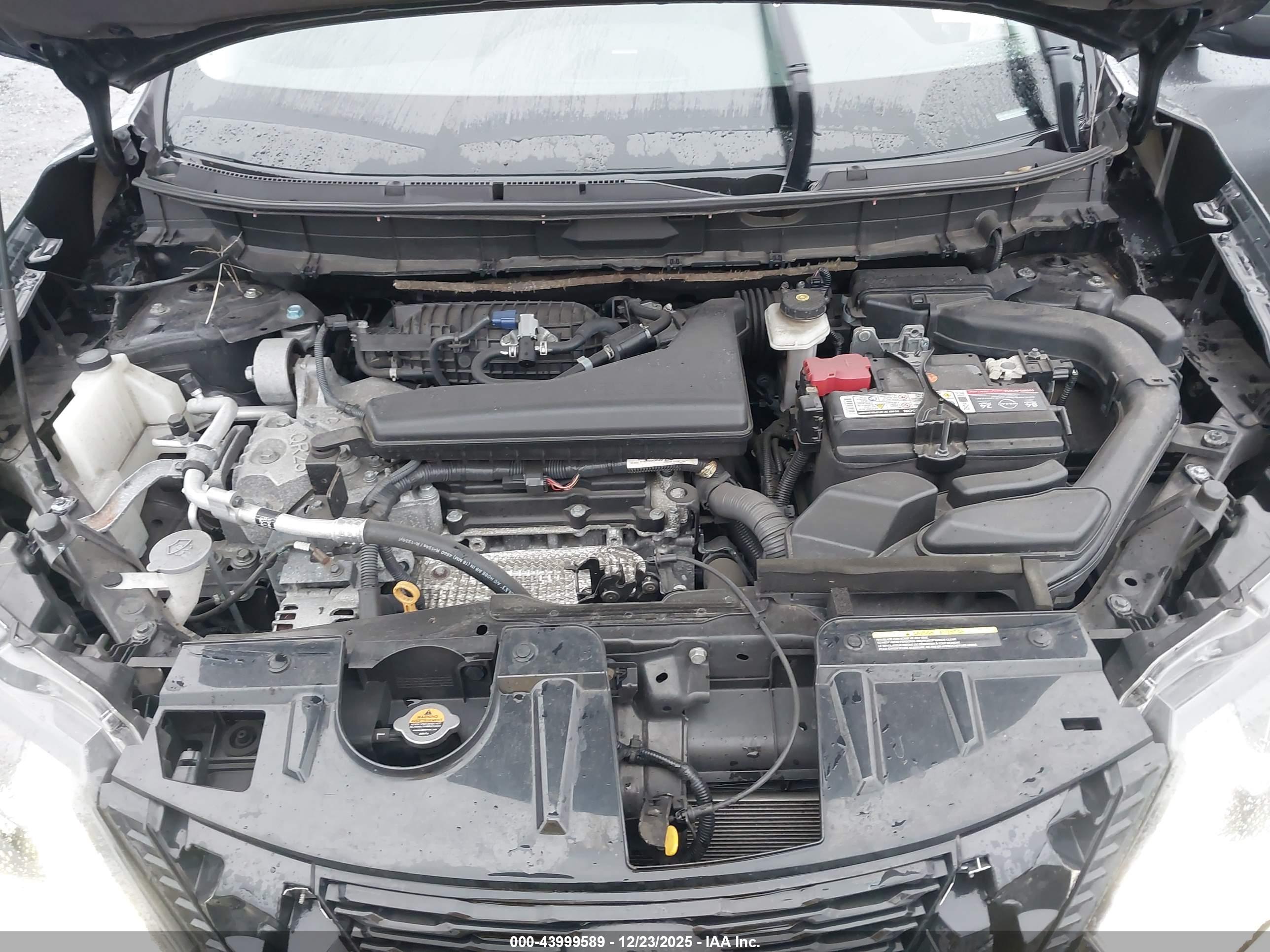 NISSAN ROGUE image 10