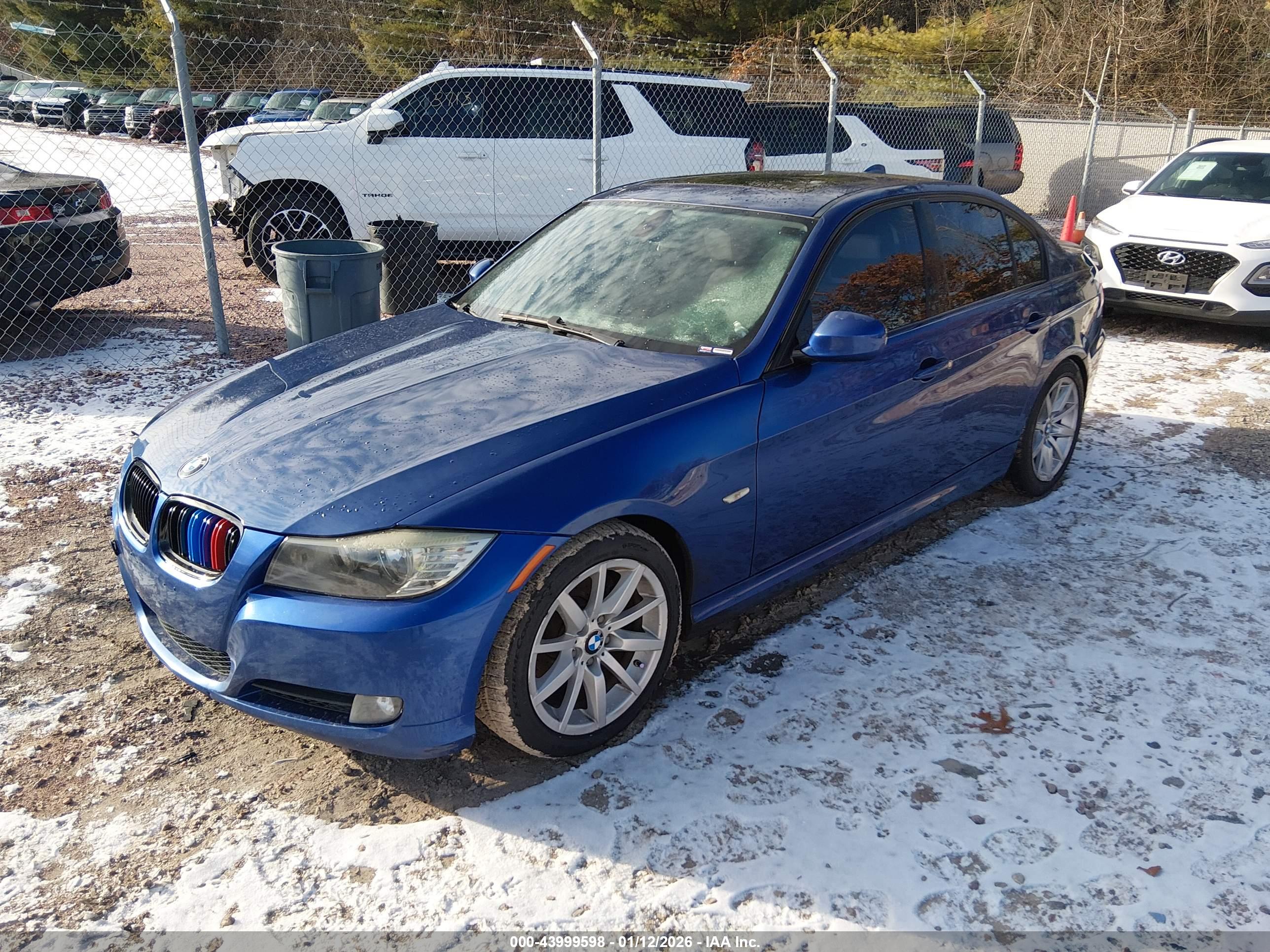 BMW 328I image 2