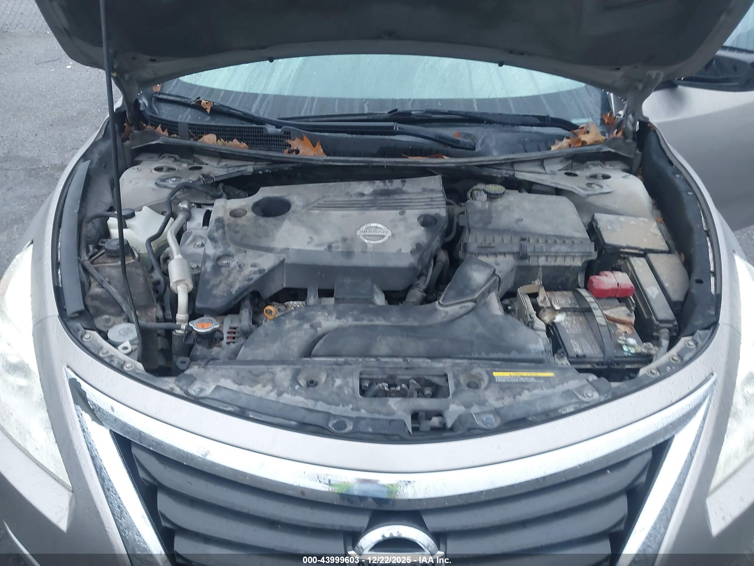 NISSAN ALTIMA image 10