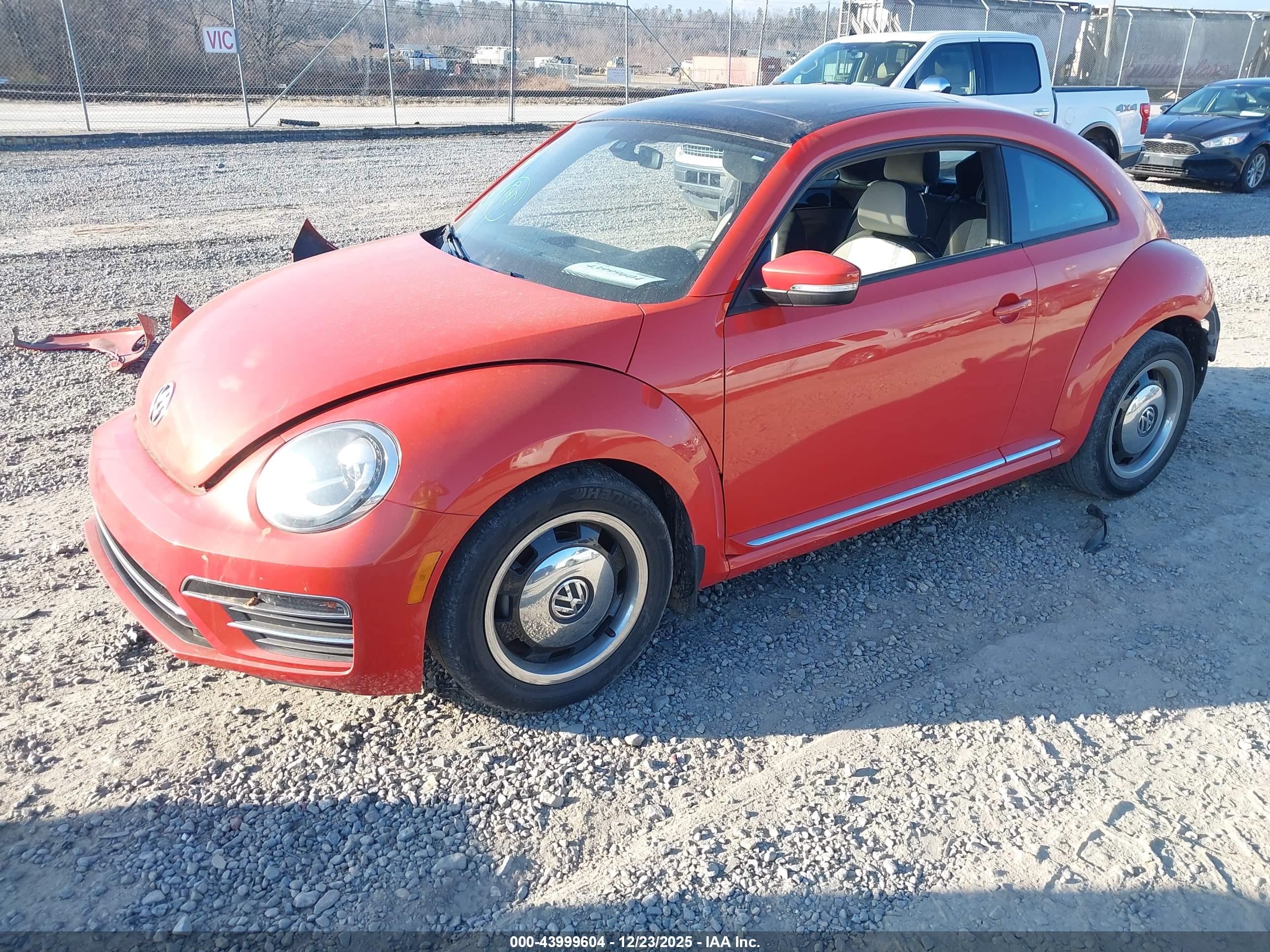 VOLKSWAGEN BEETLE image 2