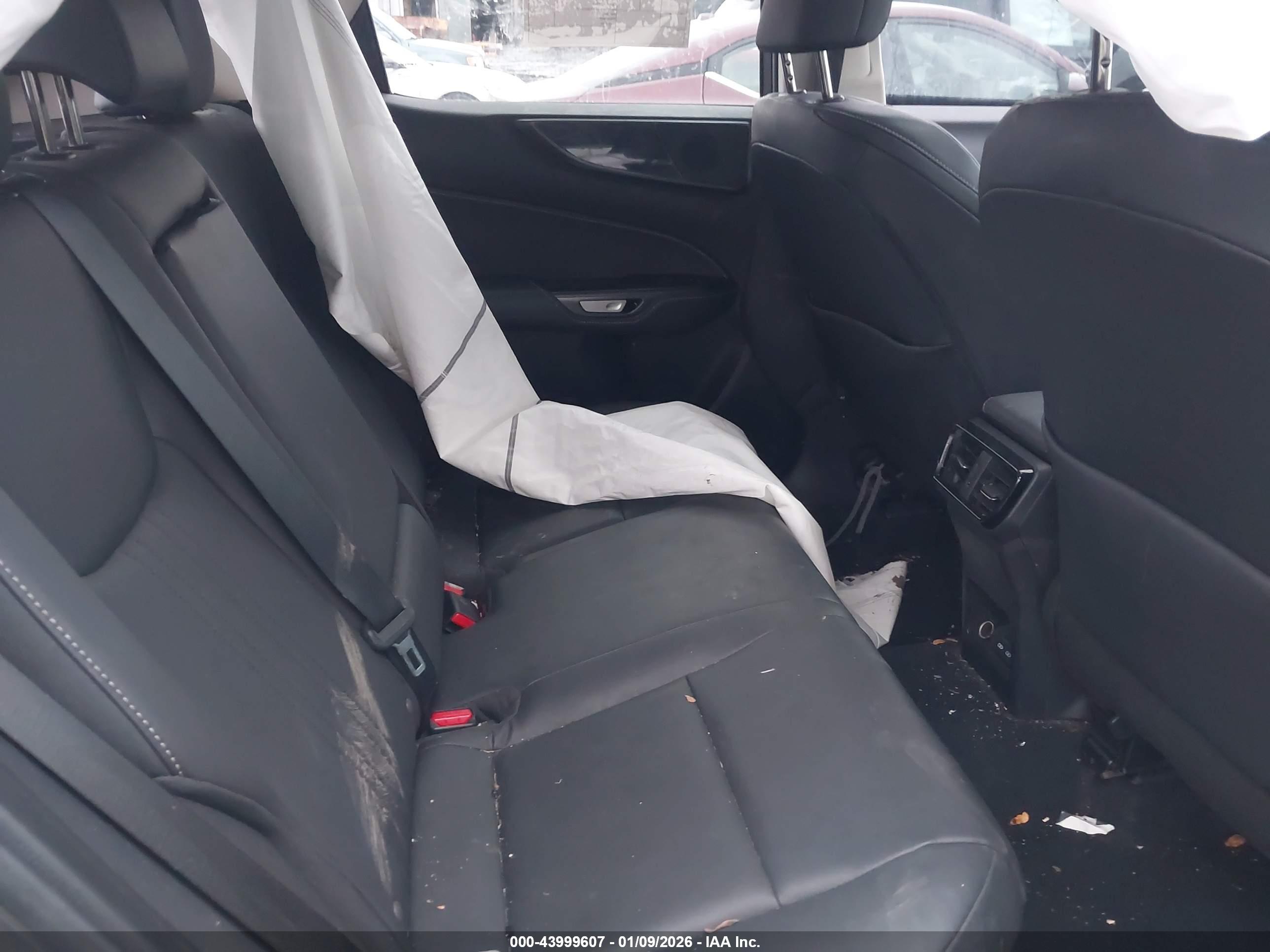 LEXUS NX image 8