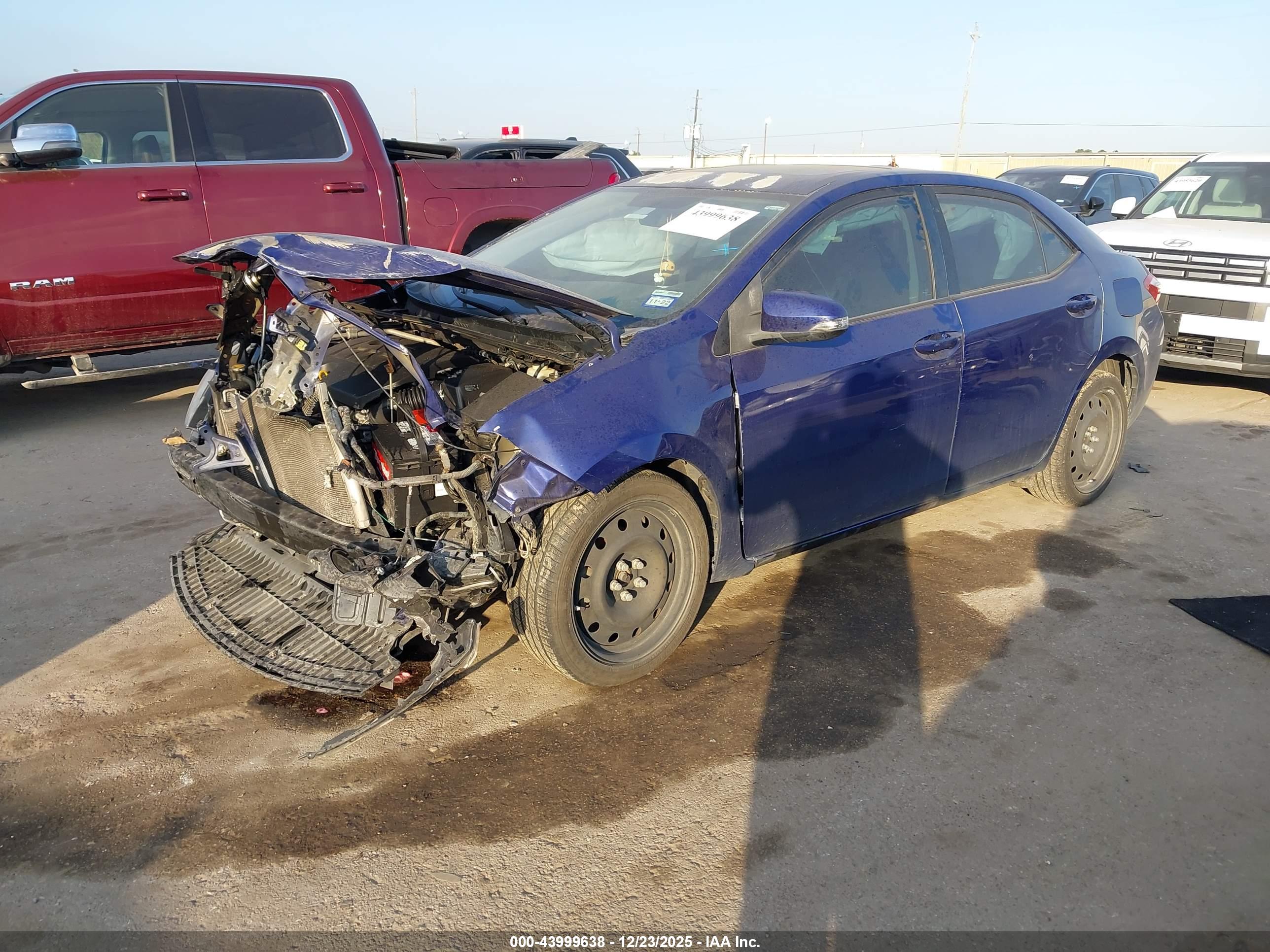 TOYOTA COROLLA image 2