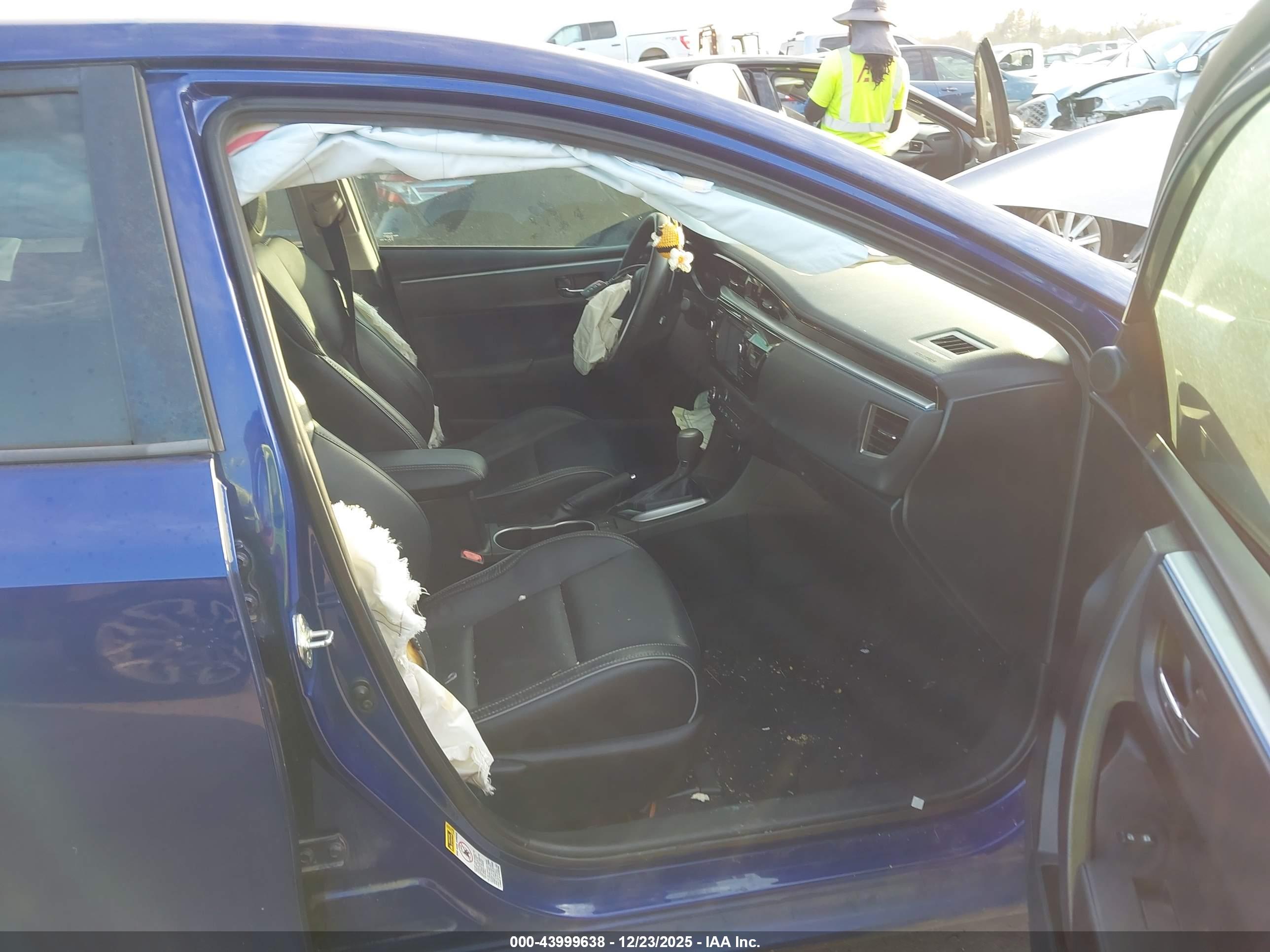TOYOTA COROLLA image 5