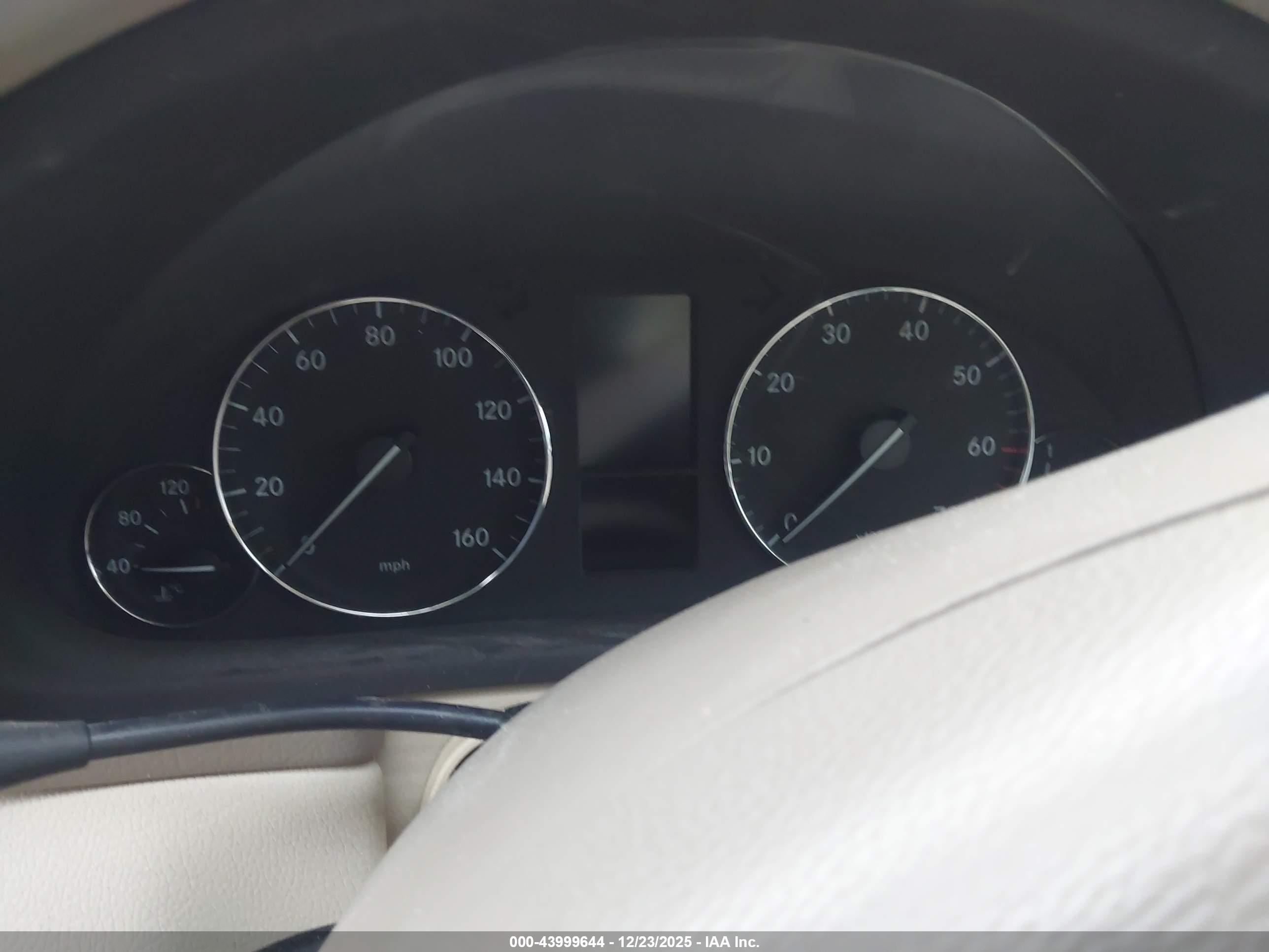 MERCEDES-BENZ C image 7