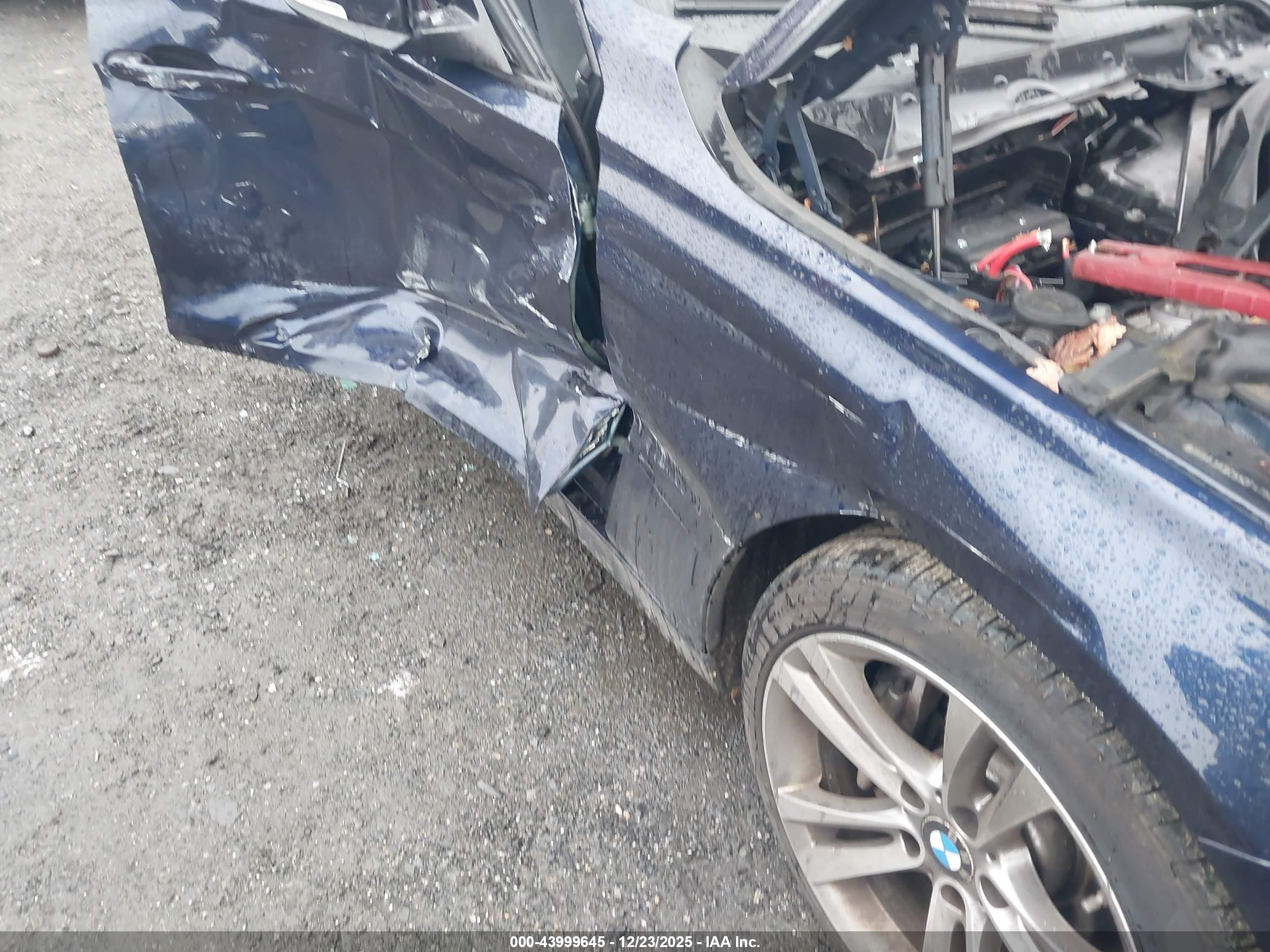 BMW 335I image 6