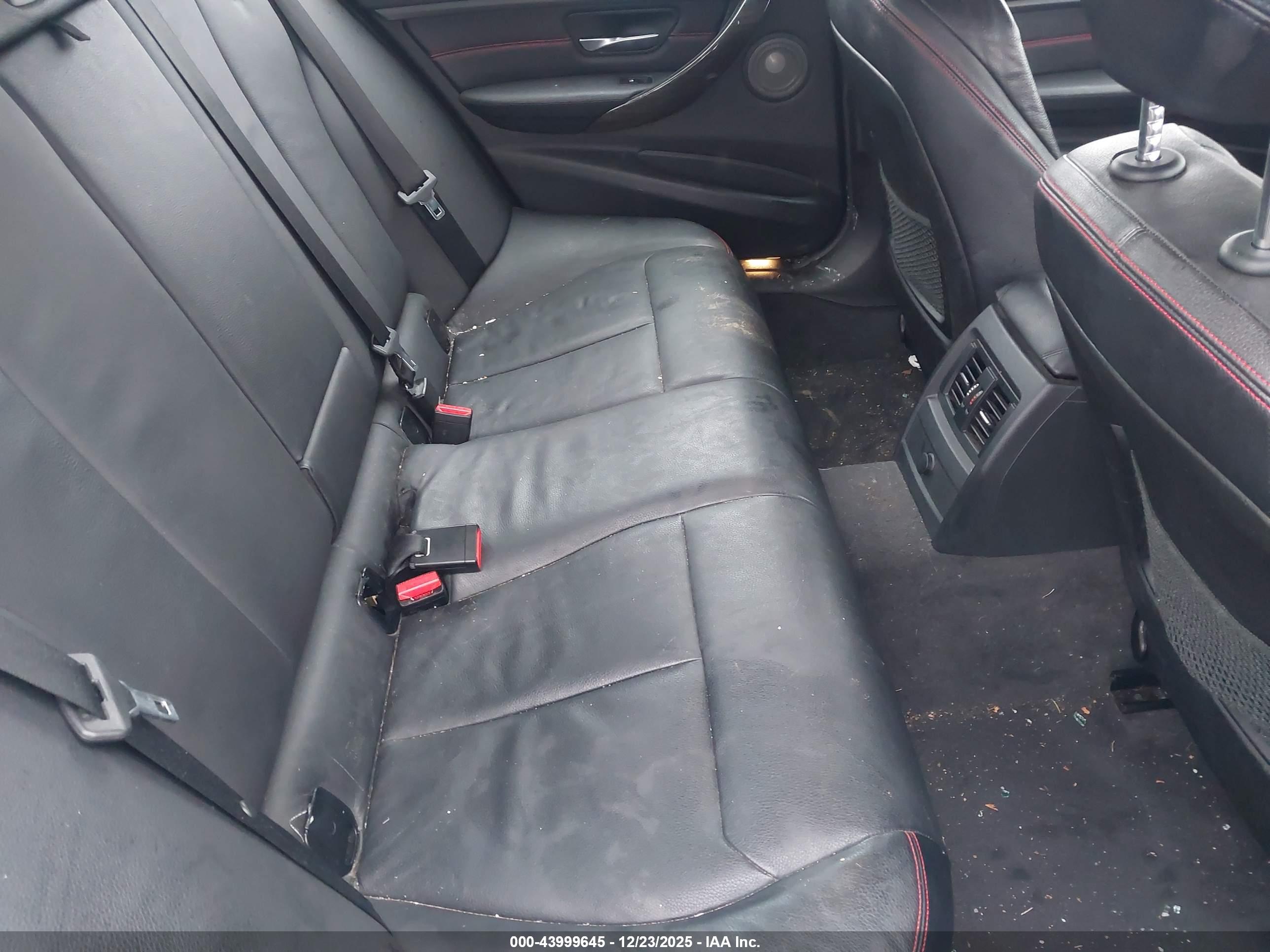 BMW 335I image 8