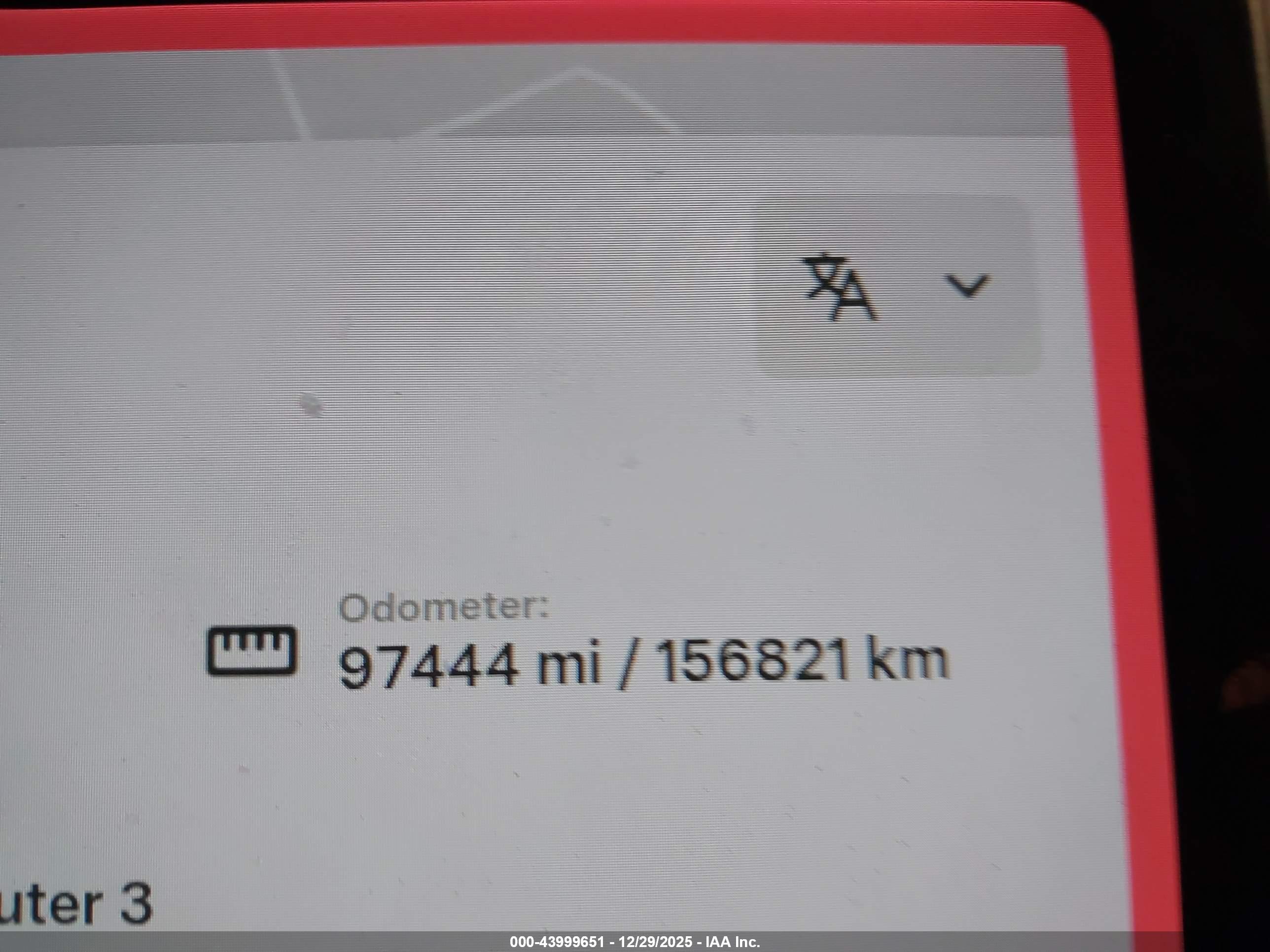 TESLA MODEL image 7