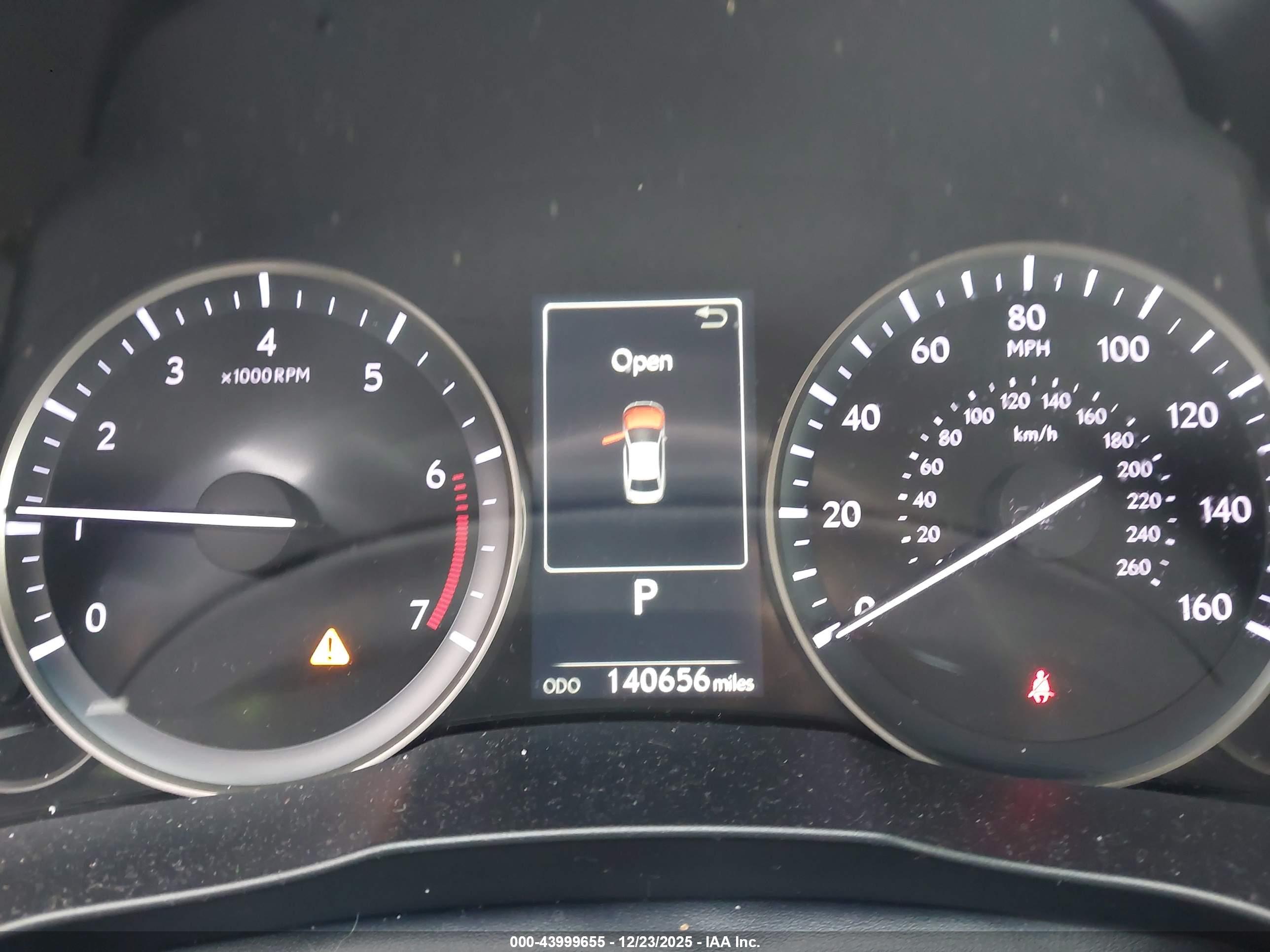 LEXUS ES image 7