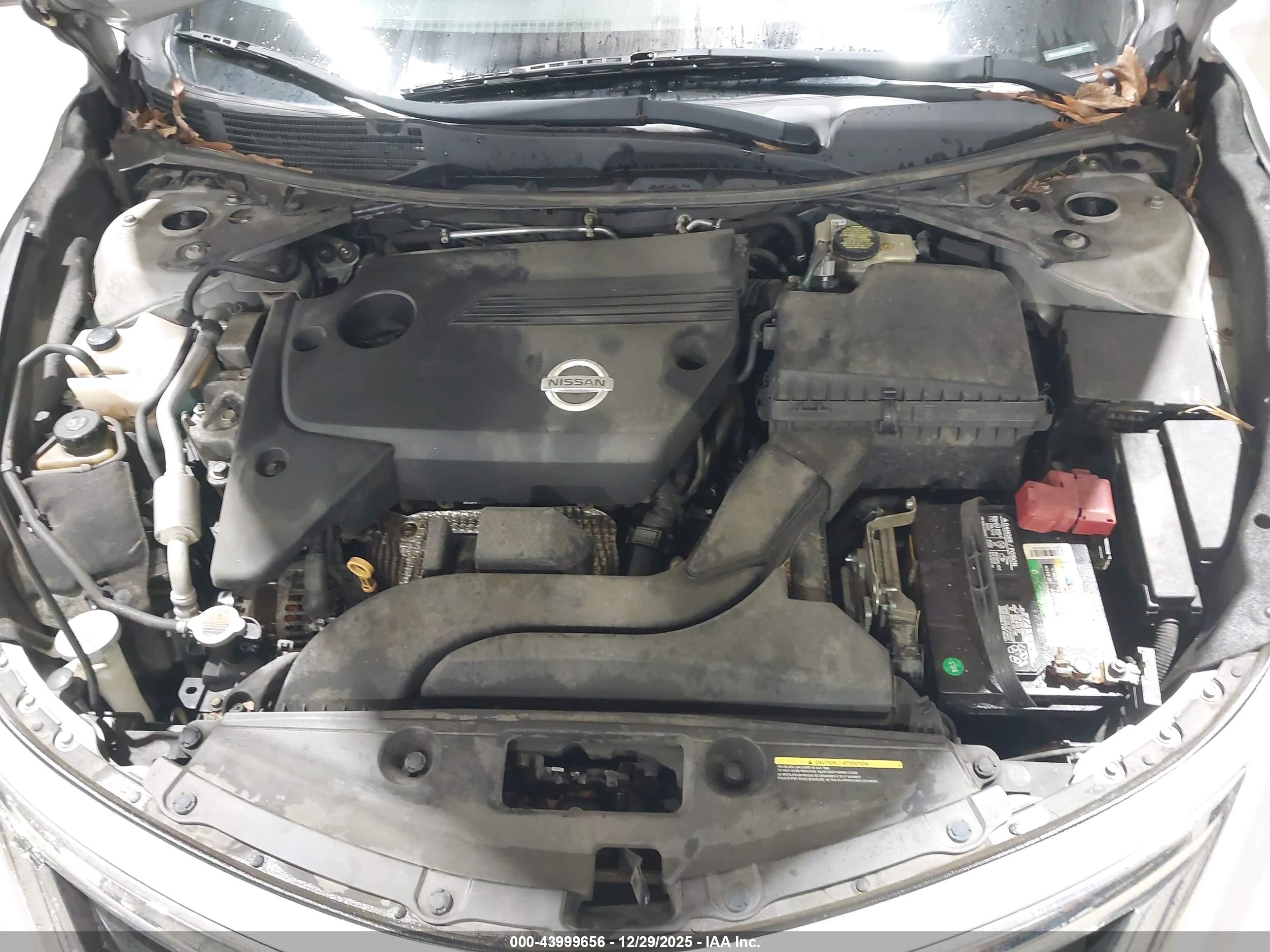 NISSAN ALTIMA image 10
