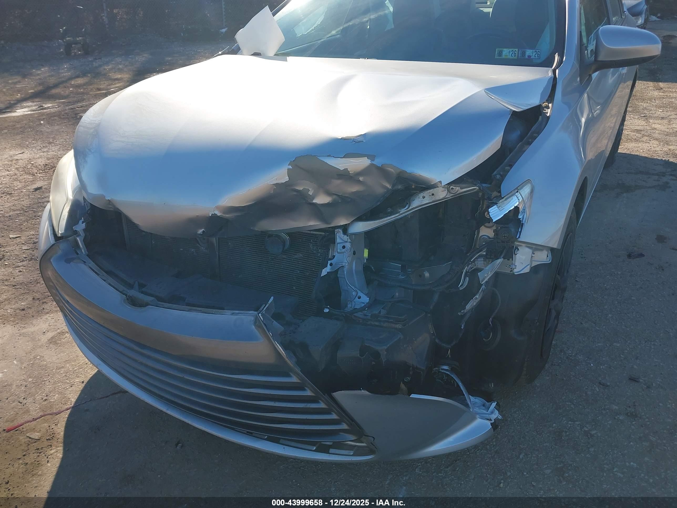 TOYOTA CAMRY image 6