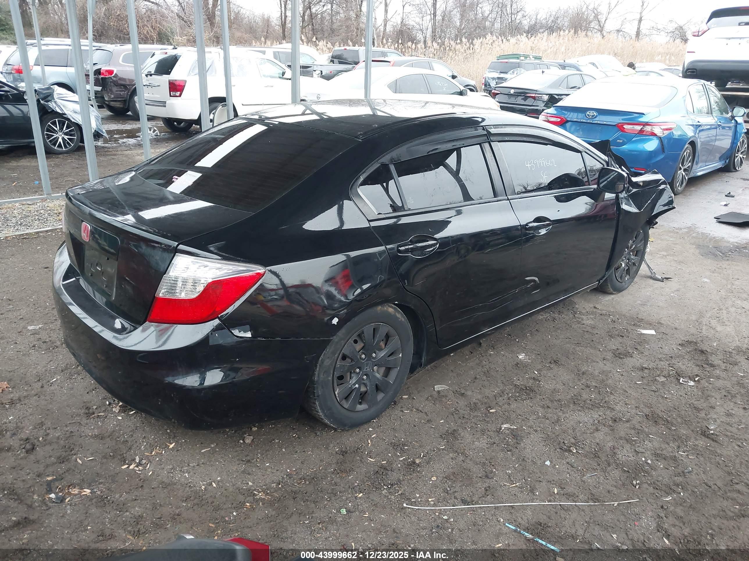 HONDA CIVIC image 4