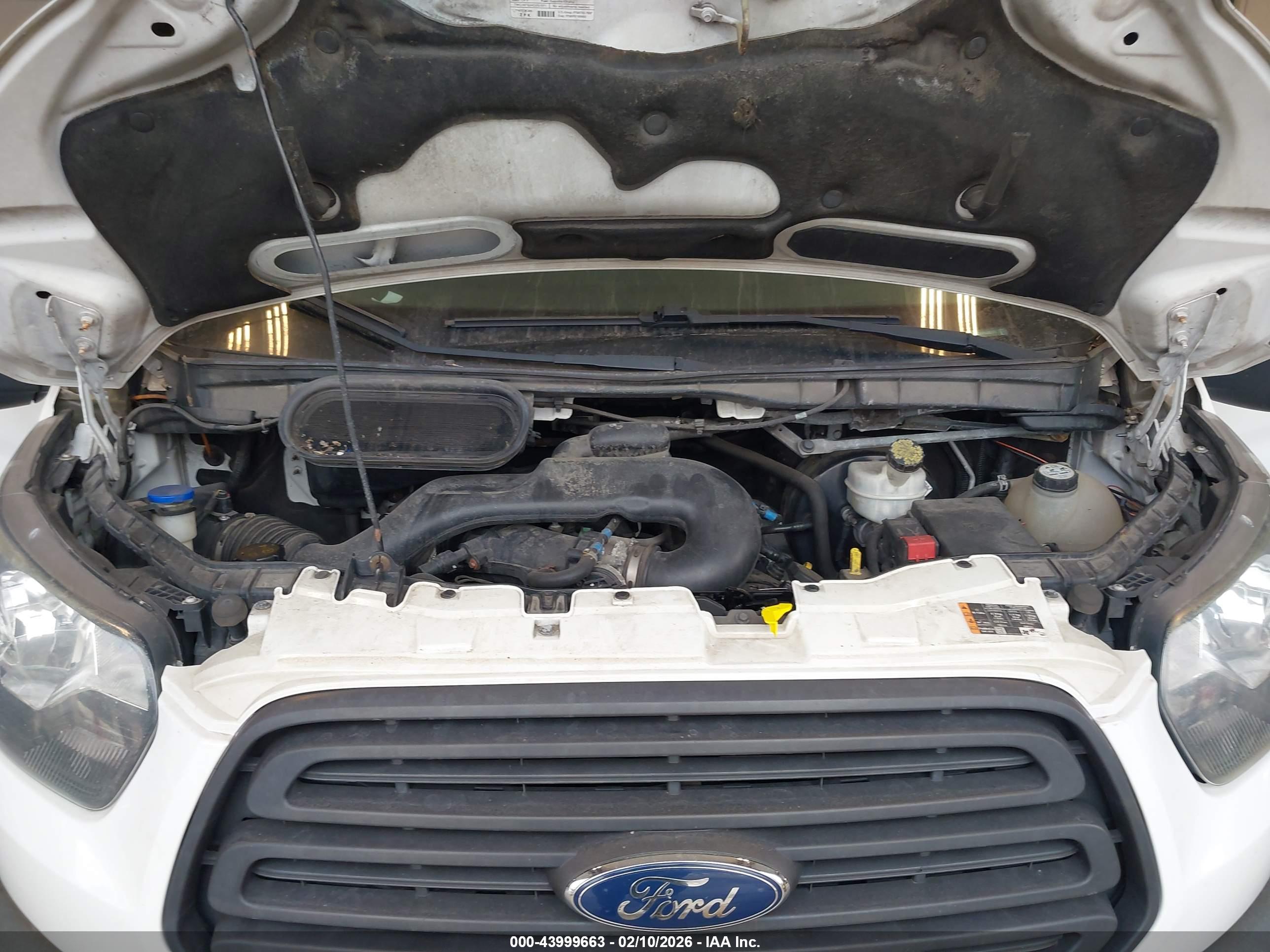 FORD TRANSIT-250 image 10