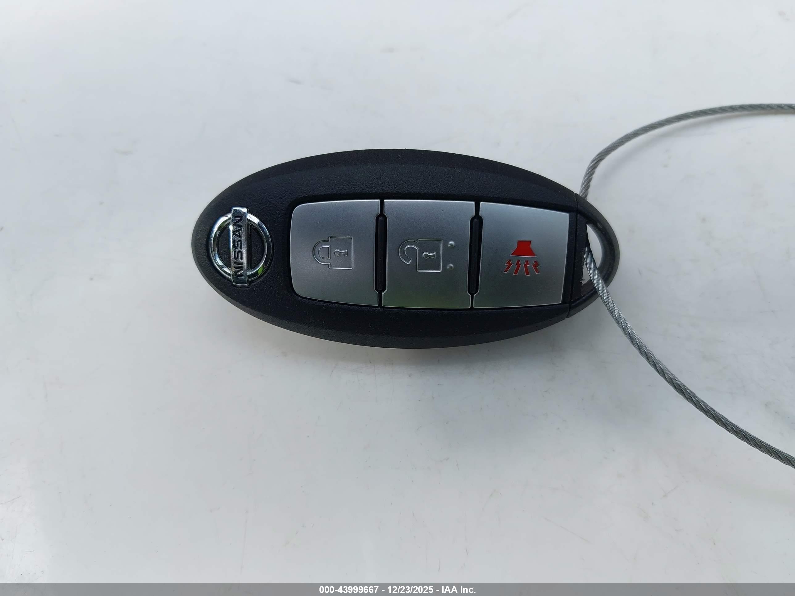 NISSAN ROGUE image 11