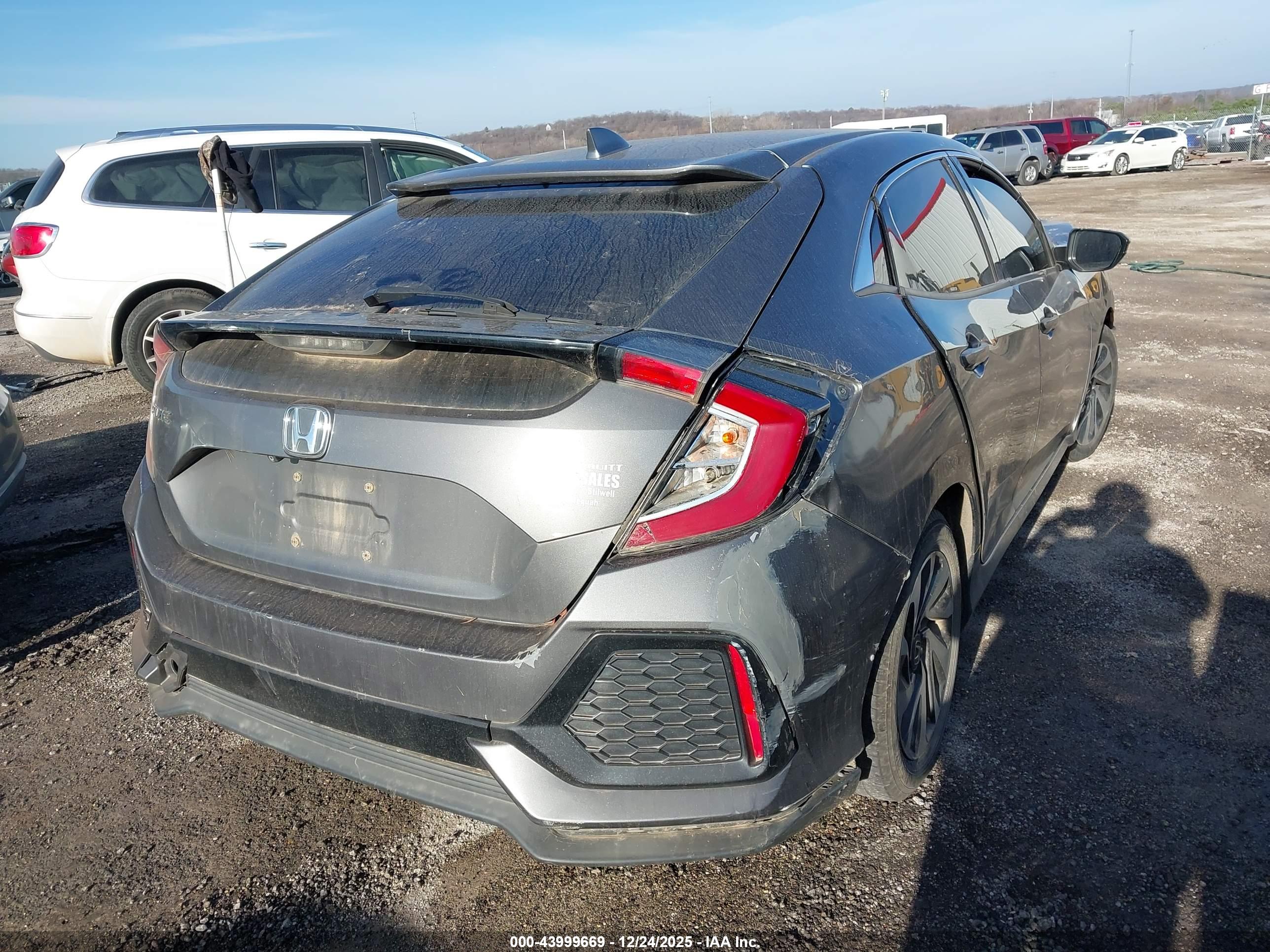 HONDA CIVIC image 4