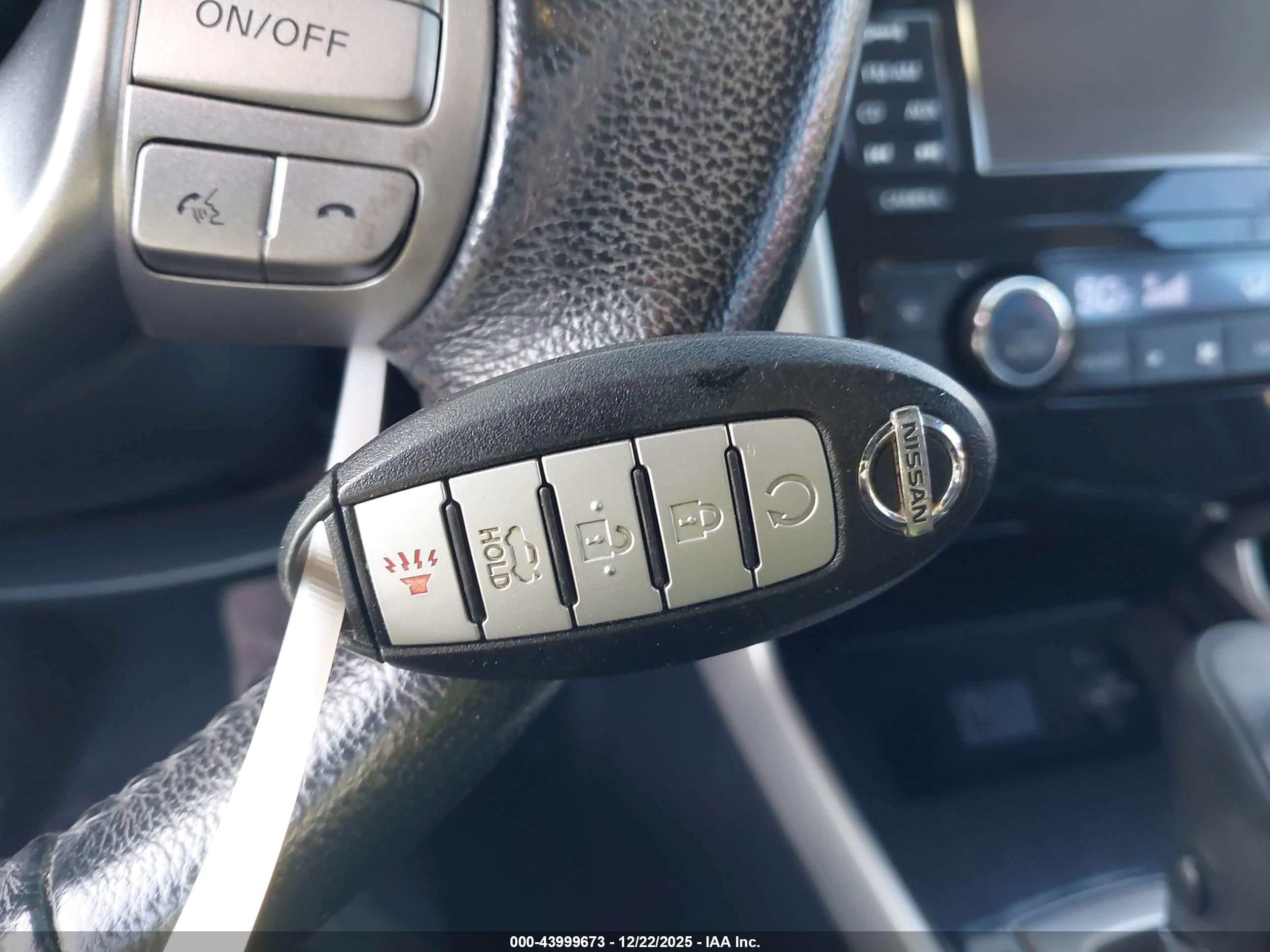 NISSAN ALTIMA image 11