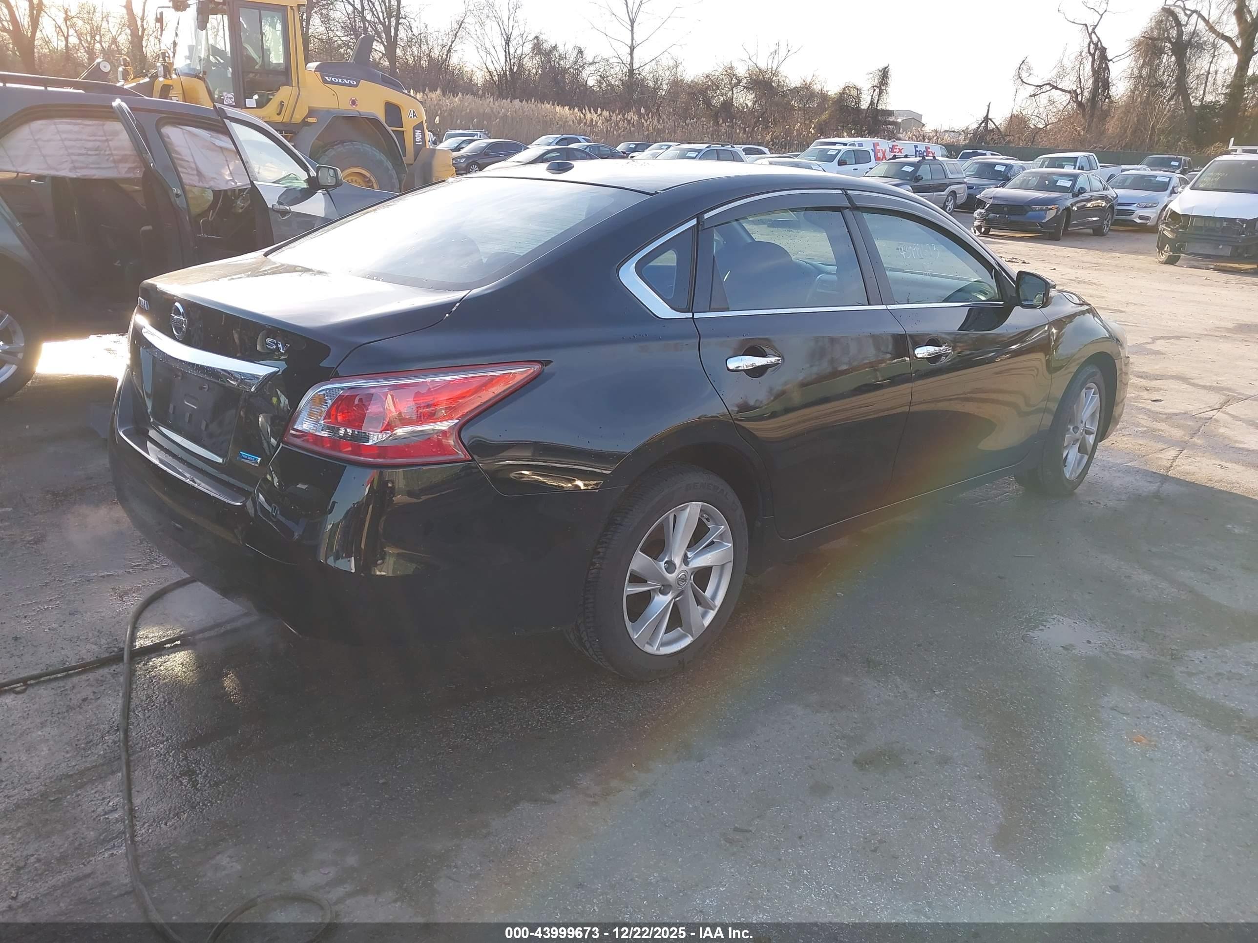 NISSAN ALTIMA image 4