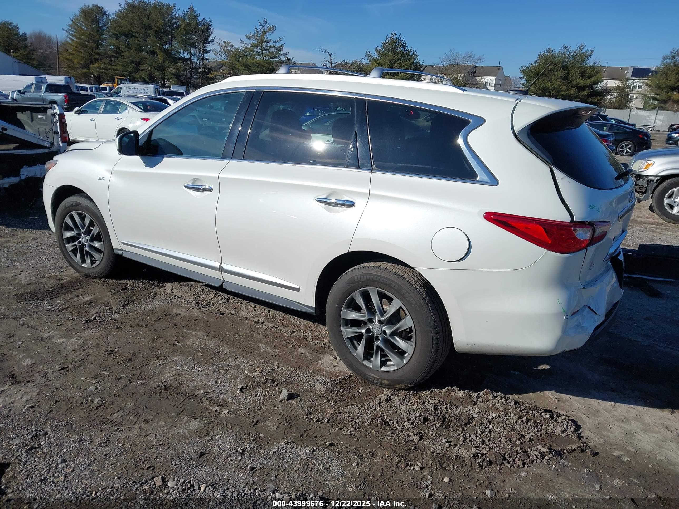 INFINITI QX60 image 3