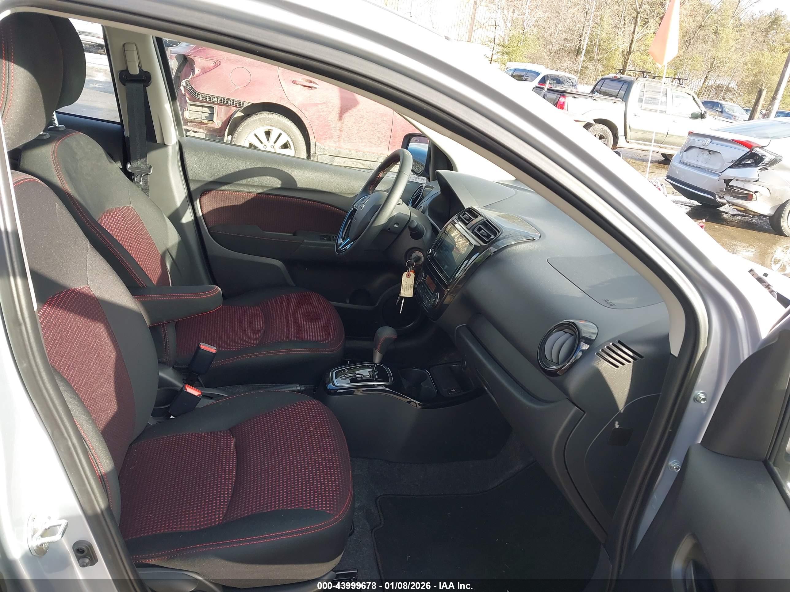 MITSUBISHI MIRAGE image 5