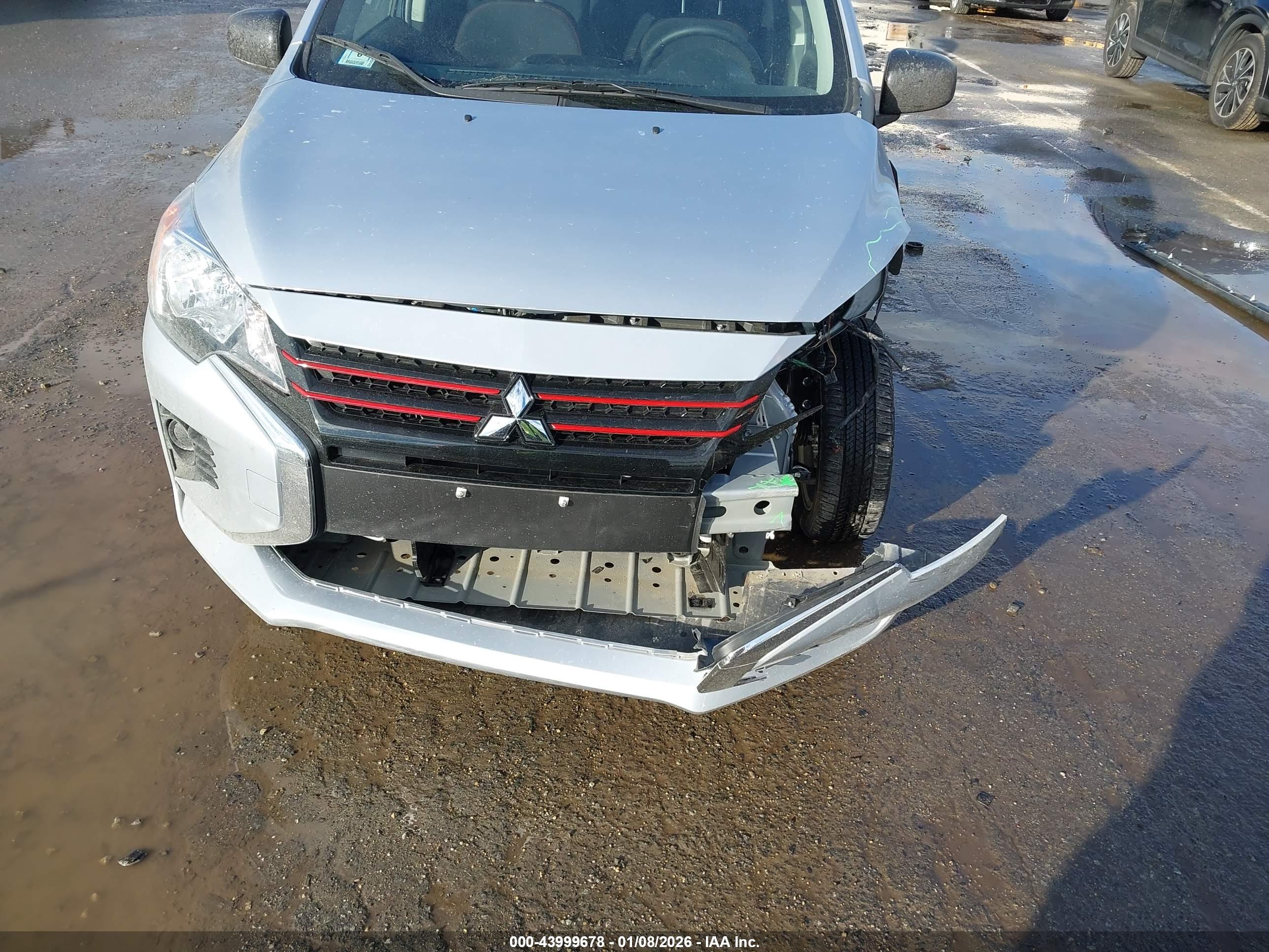 MITSUBISHI MIRAGE image 6