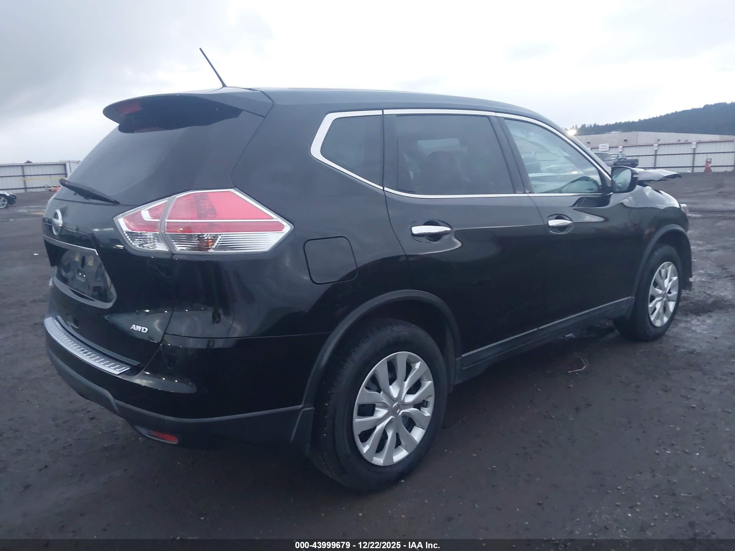 NISSAN ROGUE image 4