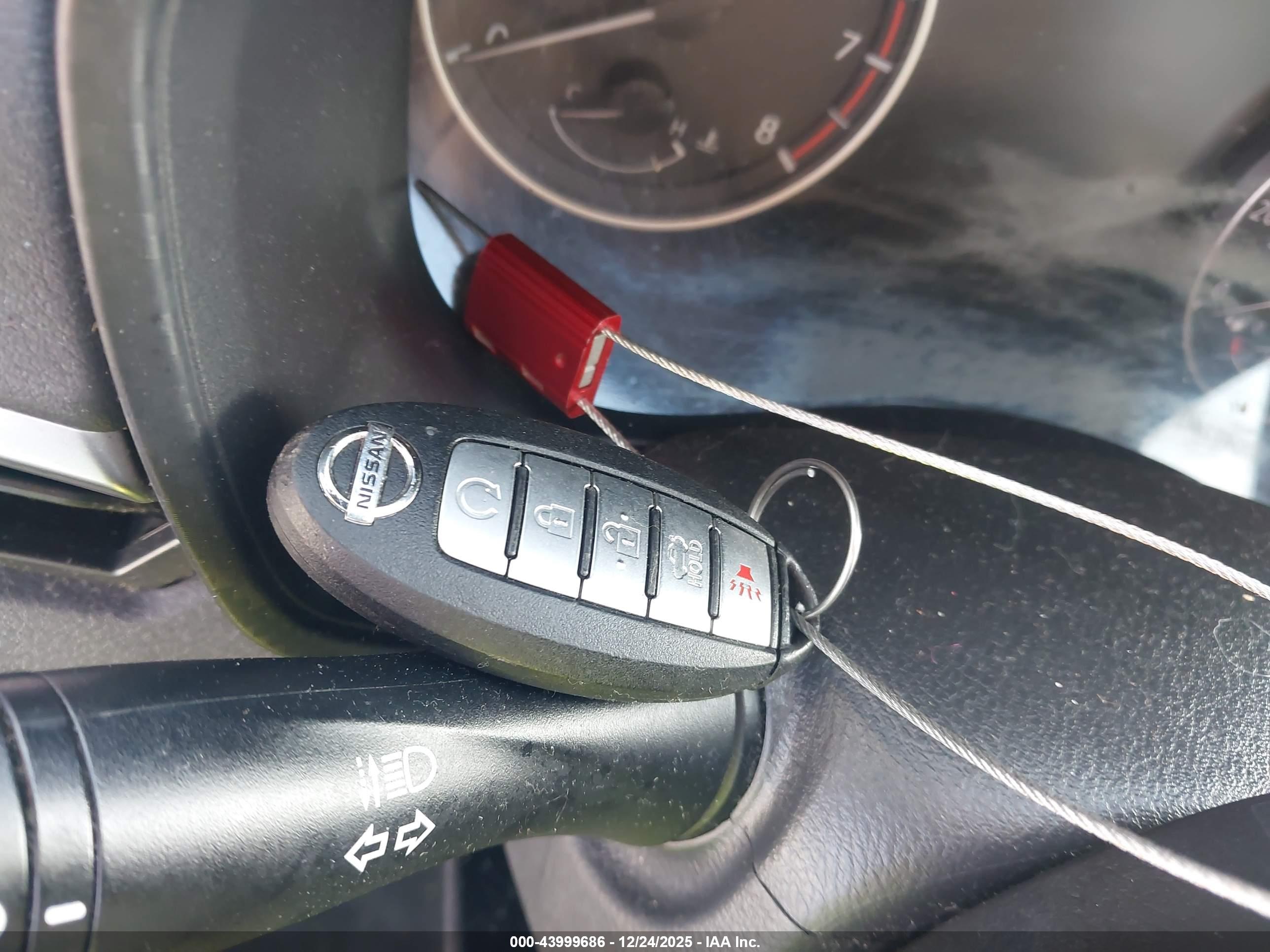 NISSAN ALTIMA image 11