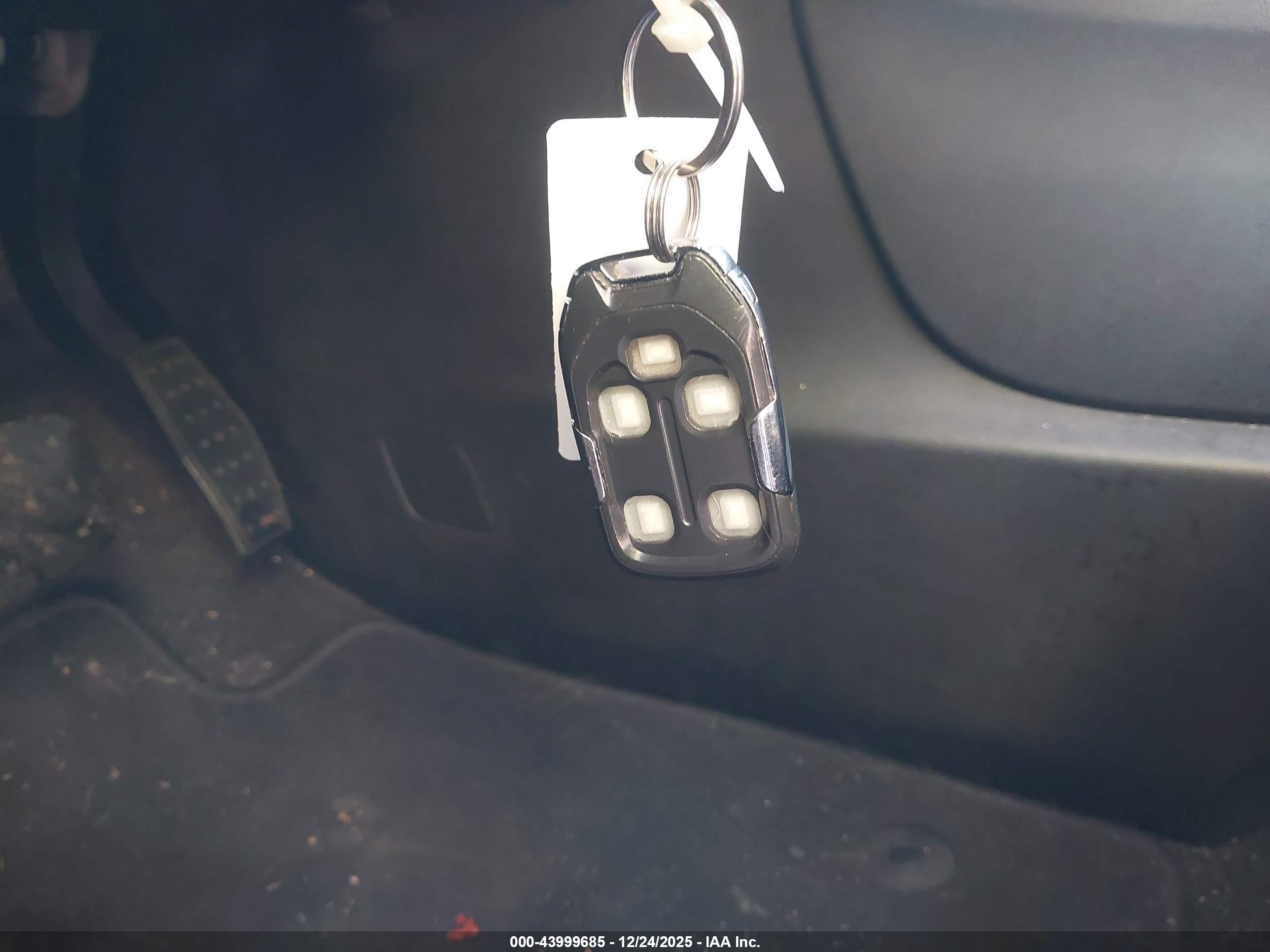 GMC ACADIA image 11