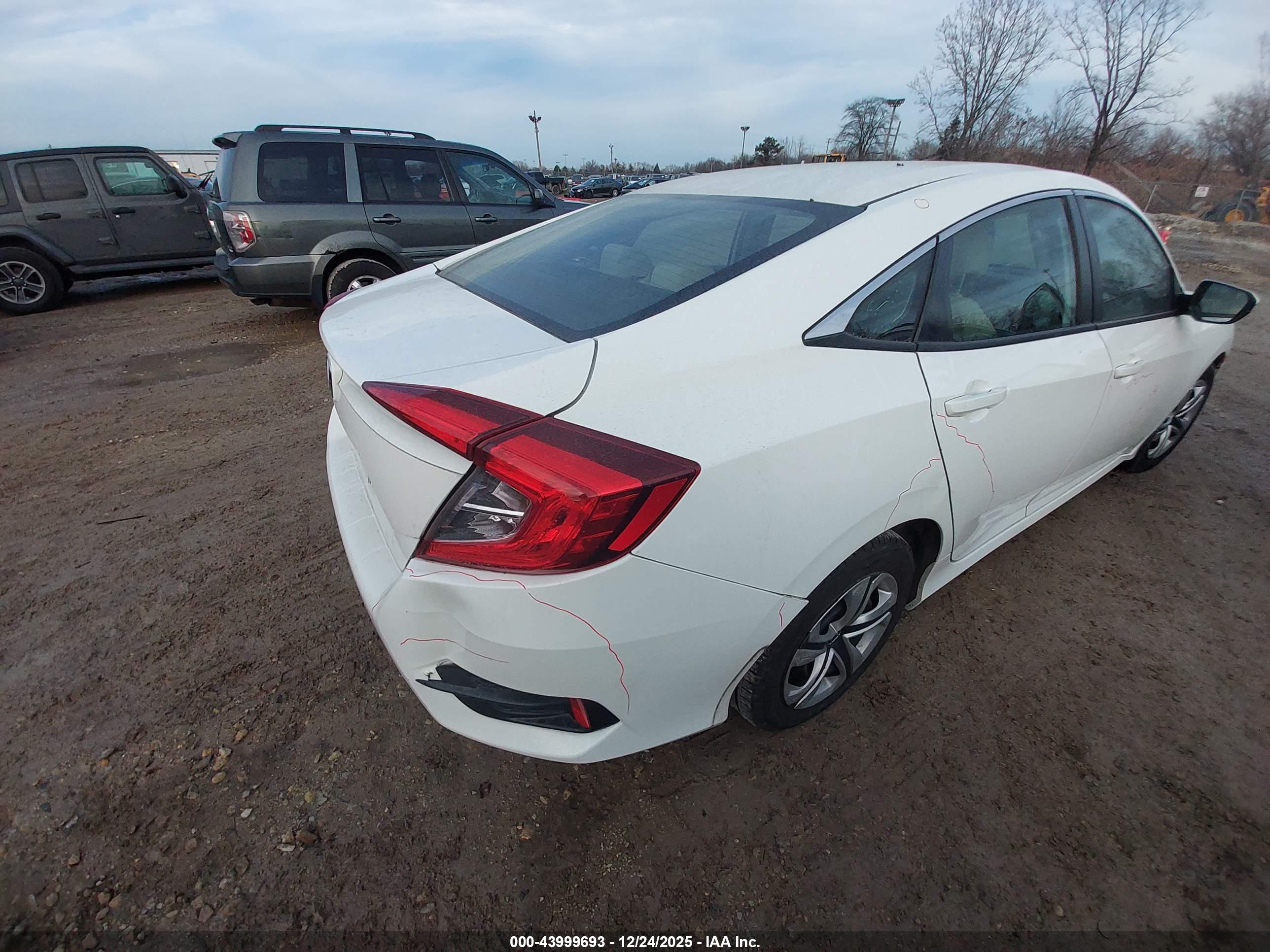 HONDA CIVIC image 4