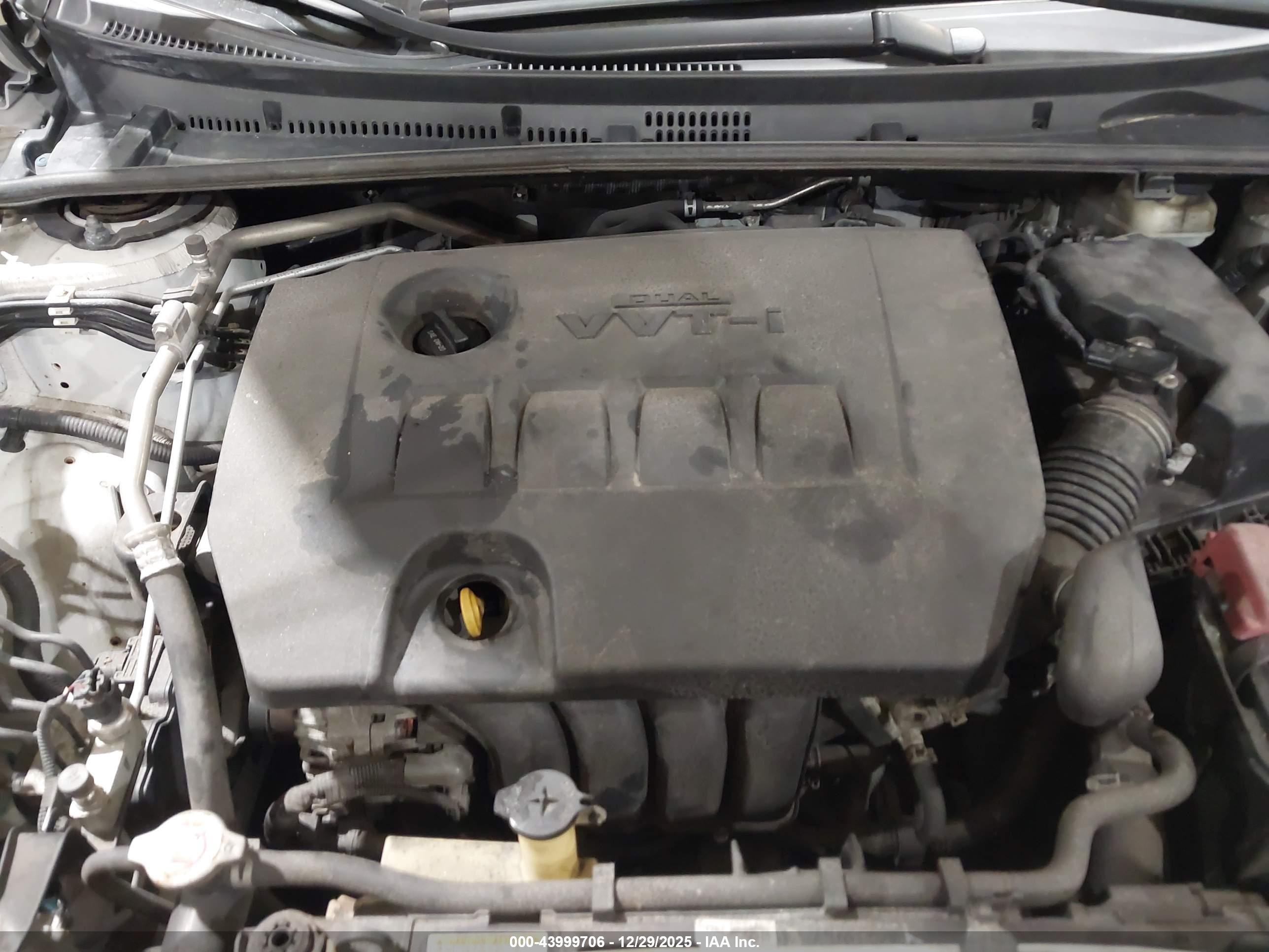 TOYOTA COROLLA image 10