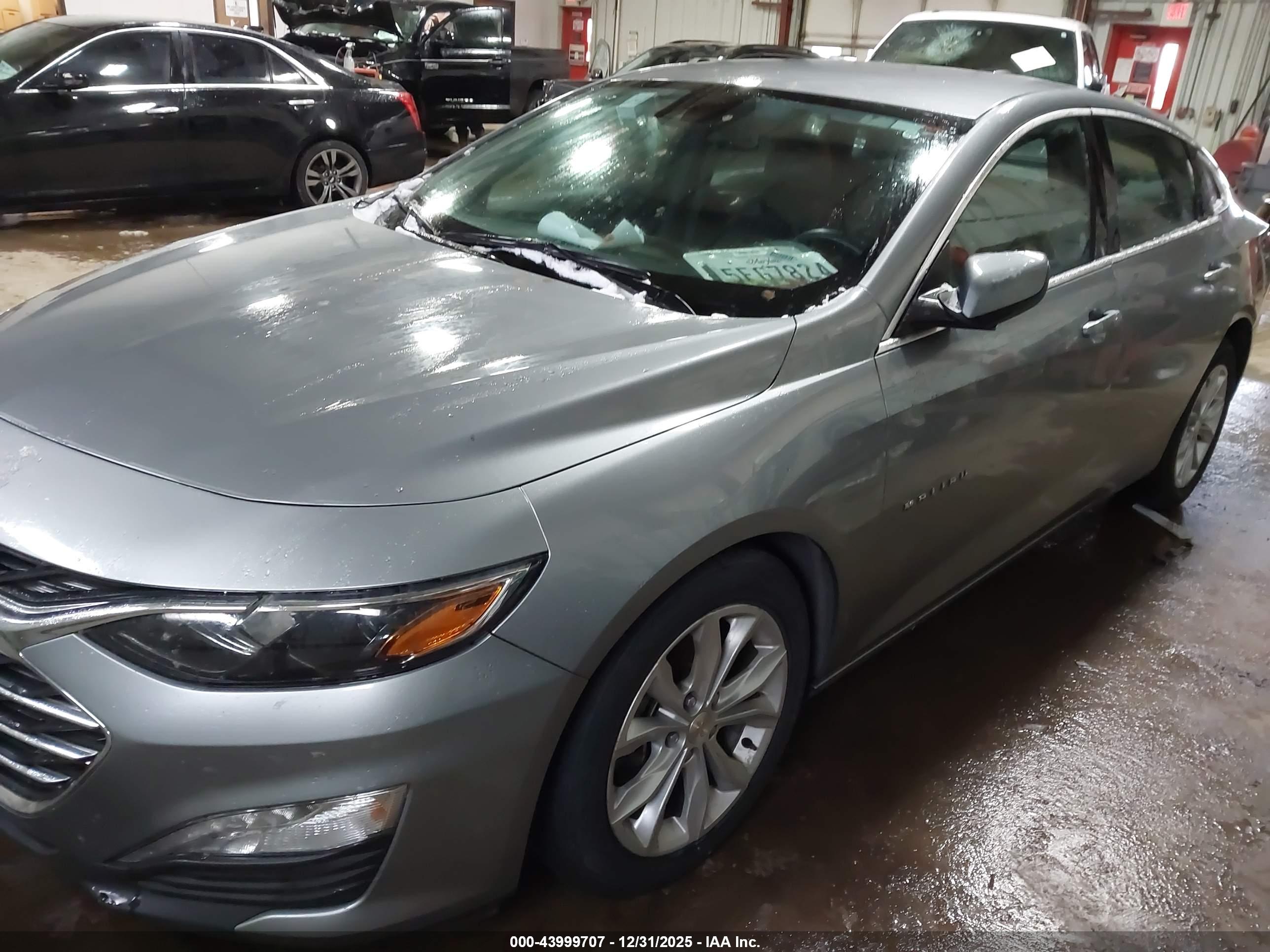 CHEVROLET MALIBU image 2