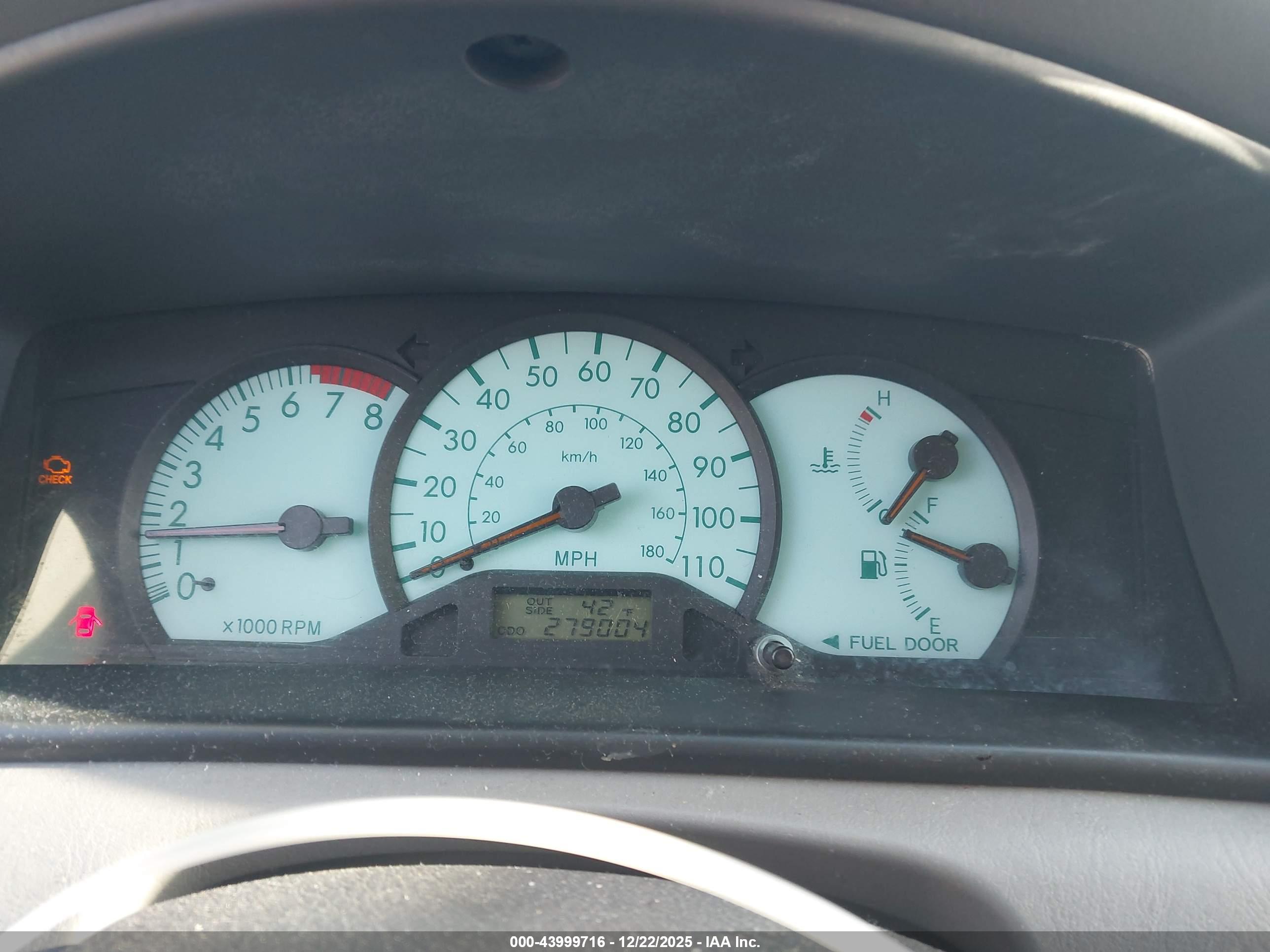 TOYOTA COROLLA image 7
