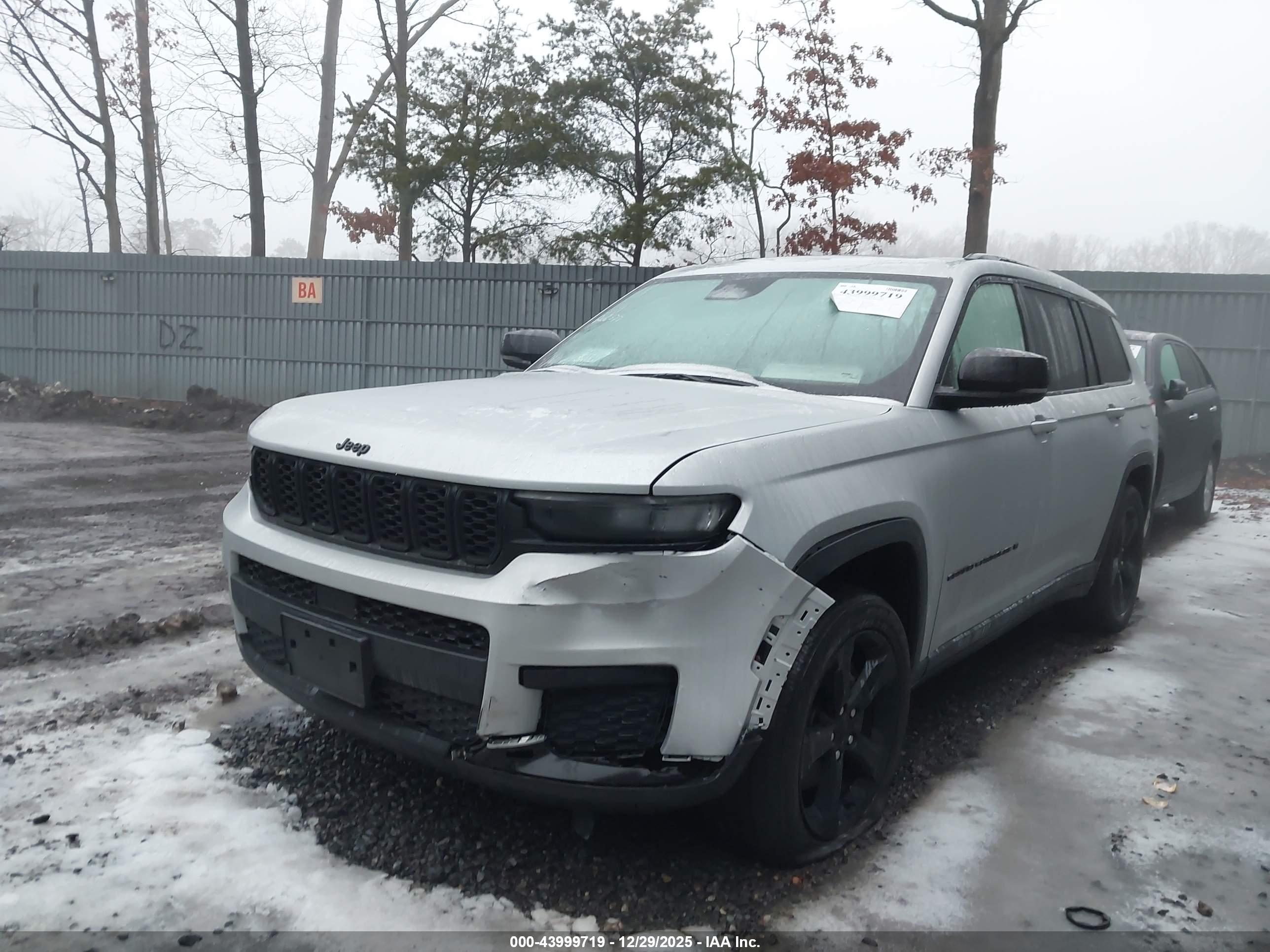 JEEP GRAND image 2