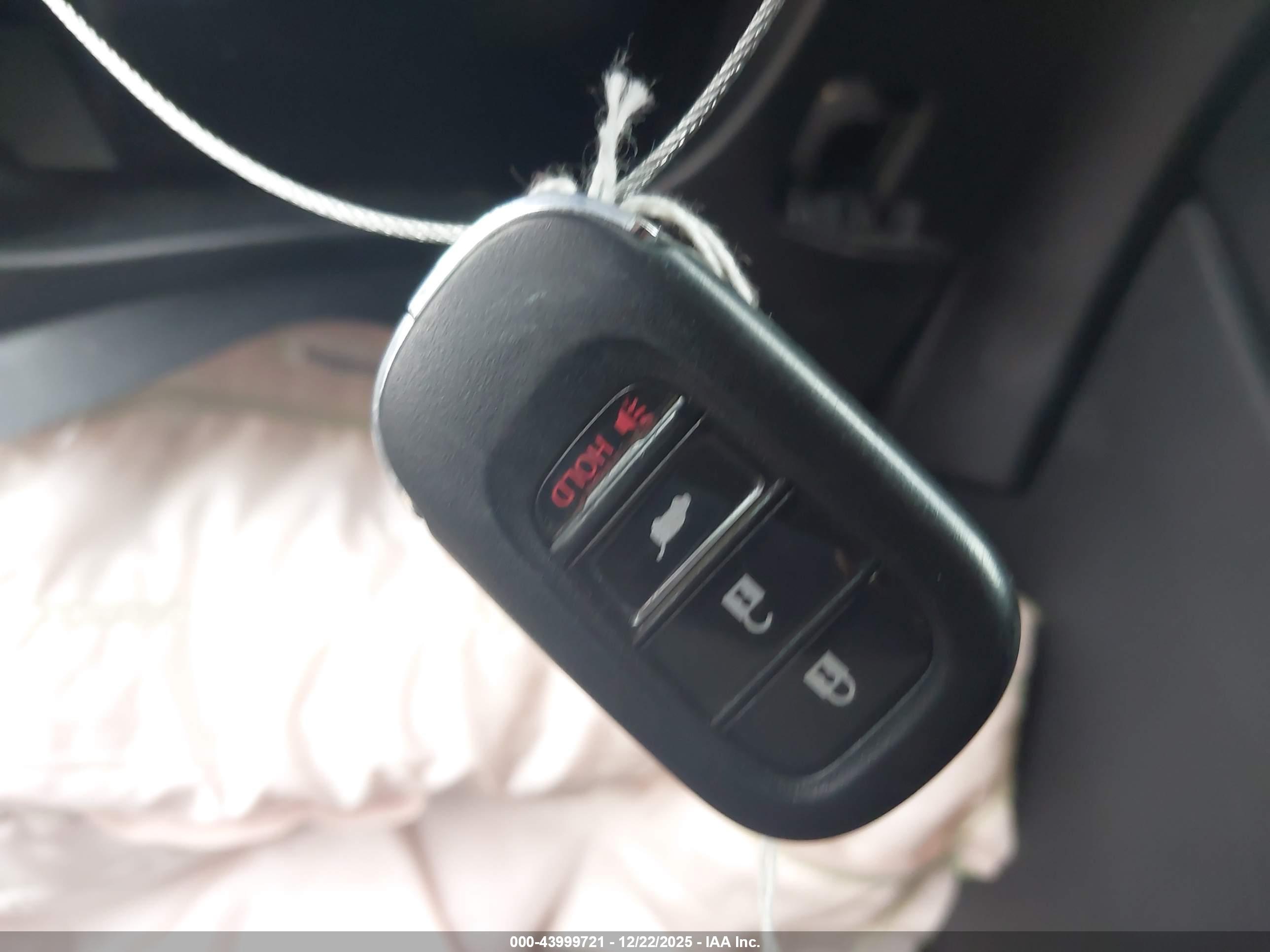 HONDA CR-V image 11
