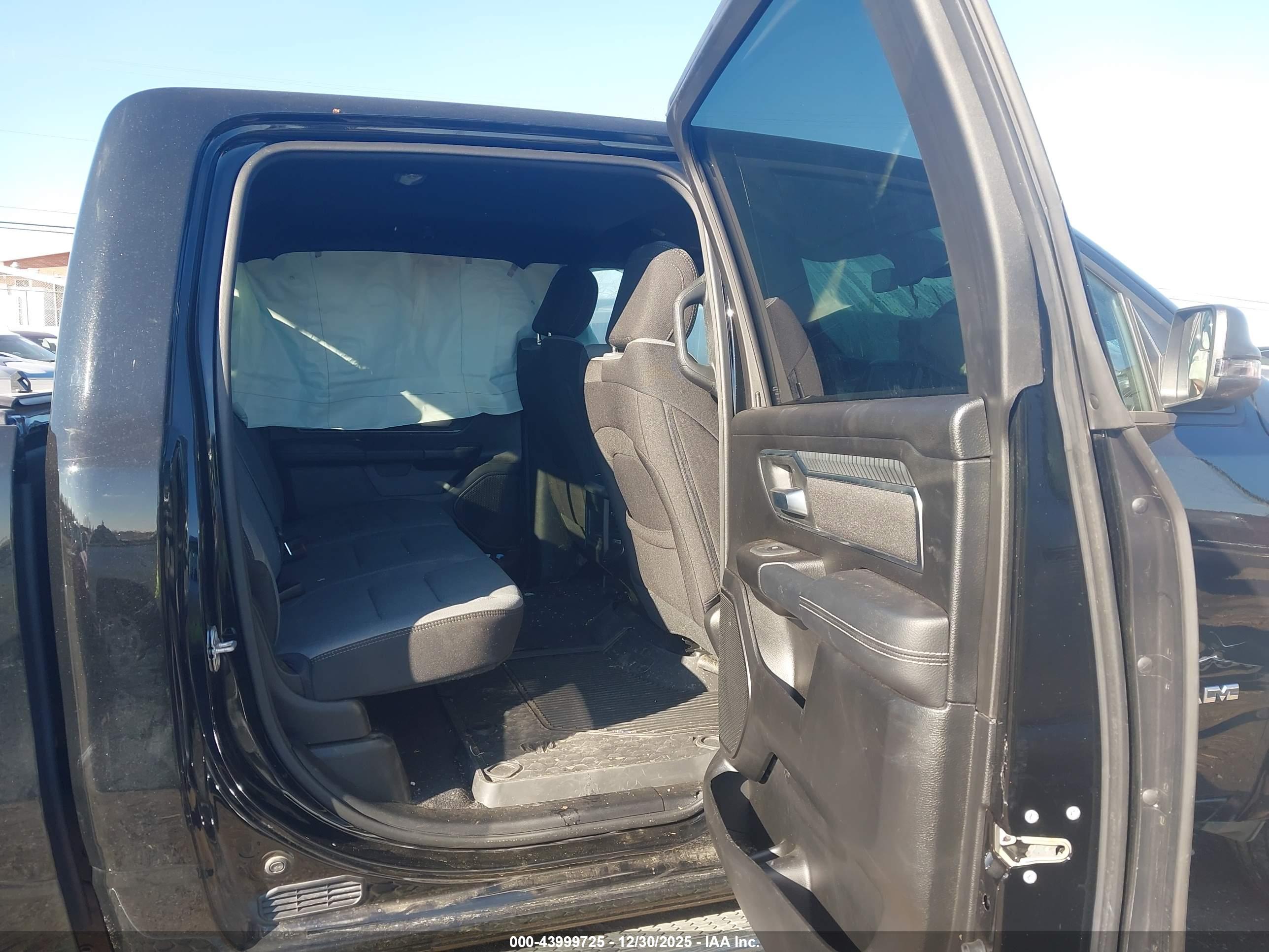 RAM 1500 image 8