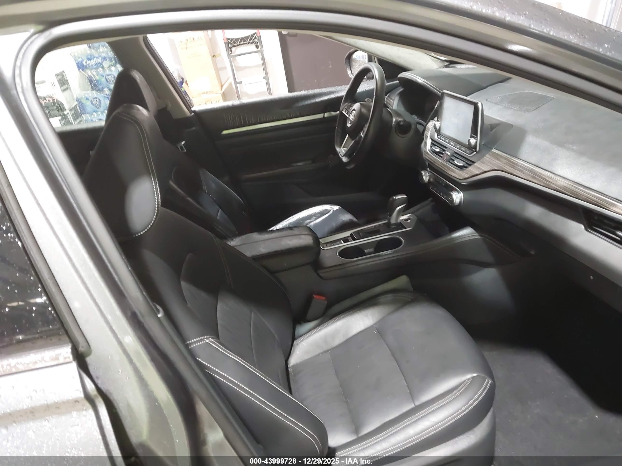 NISSAN ALTIMA image 5